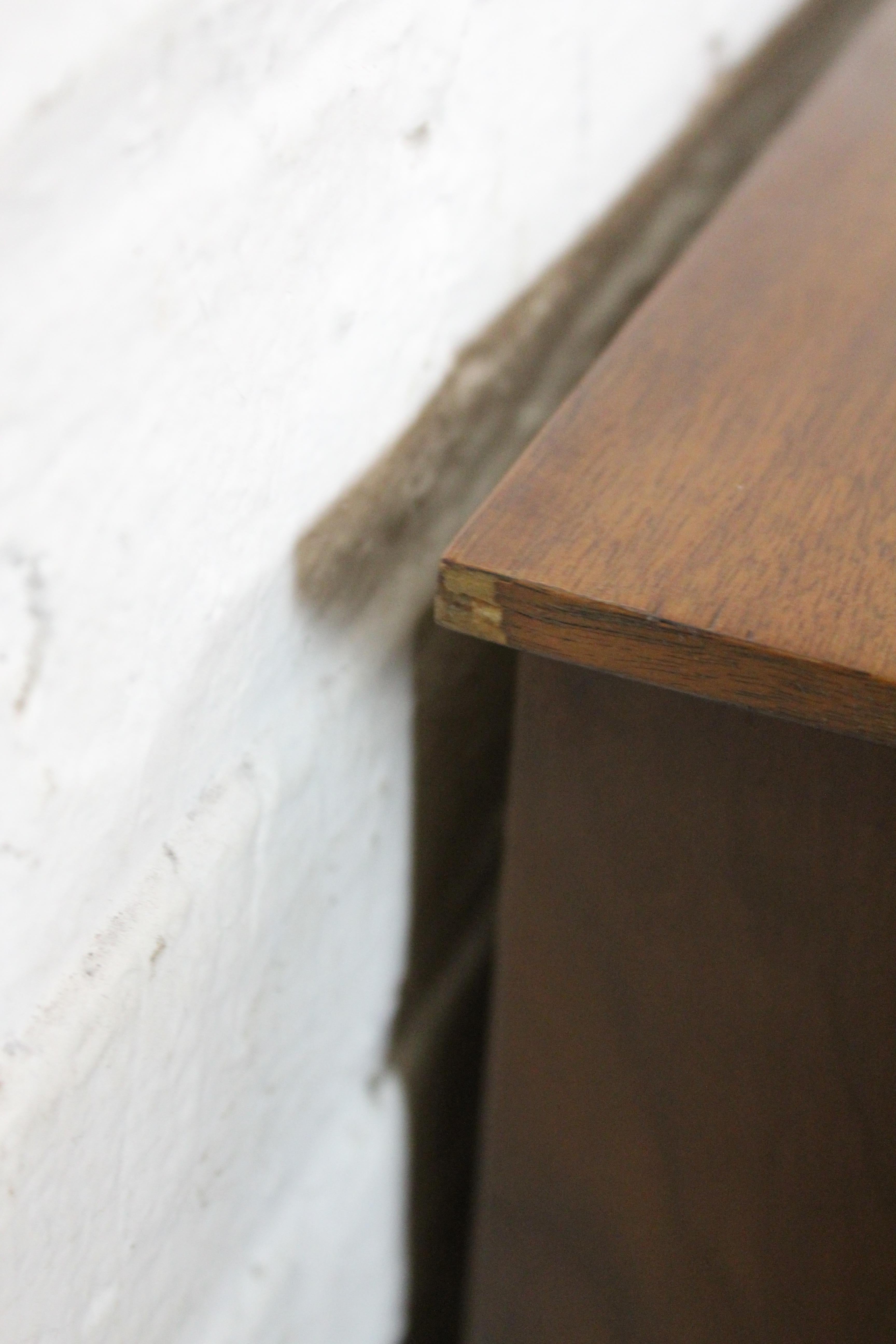 Mid-Century Vintage Walnut Gentleman's Chest by United Furniture For Sale 5