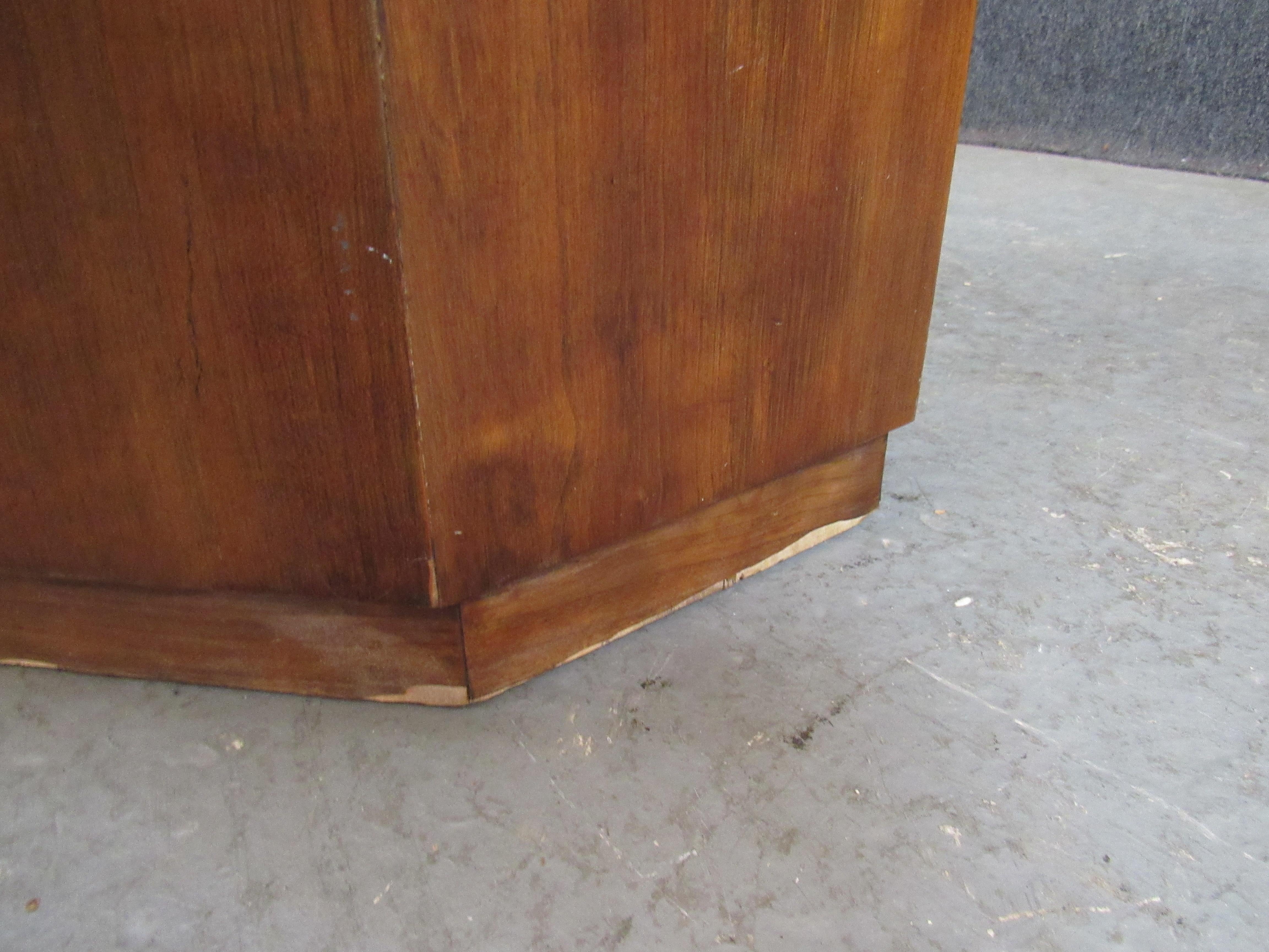 Mid-Century Vintage Walnut Octagonal Cabinet For Sale 7