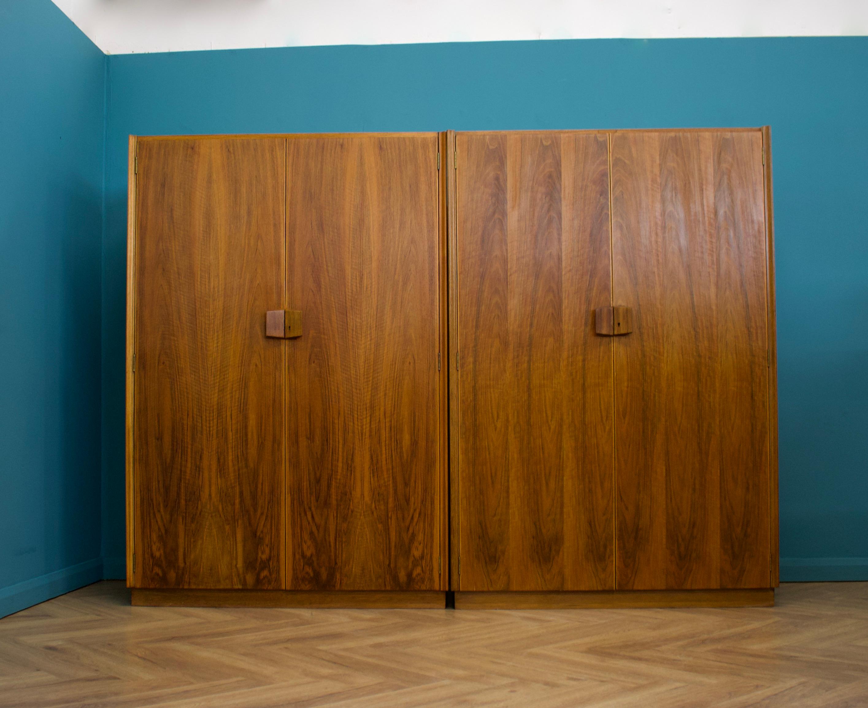 Mid Century Vintage Walnut Wardrobe from Gordon Russell, 1960s For Sale 1