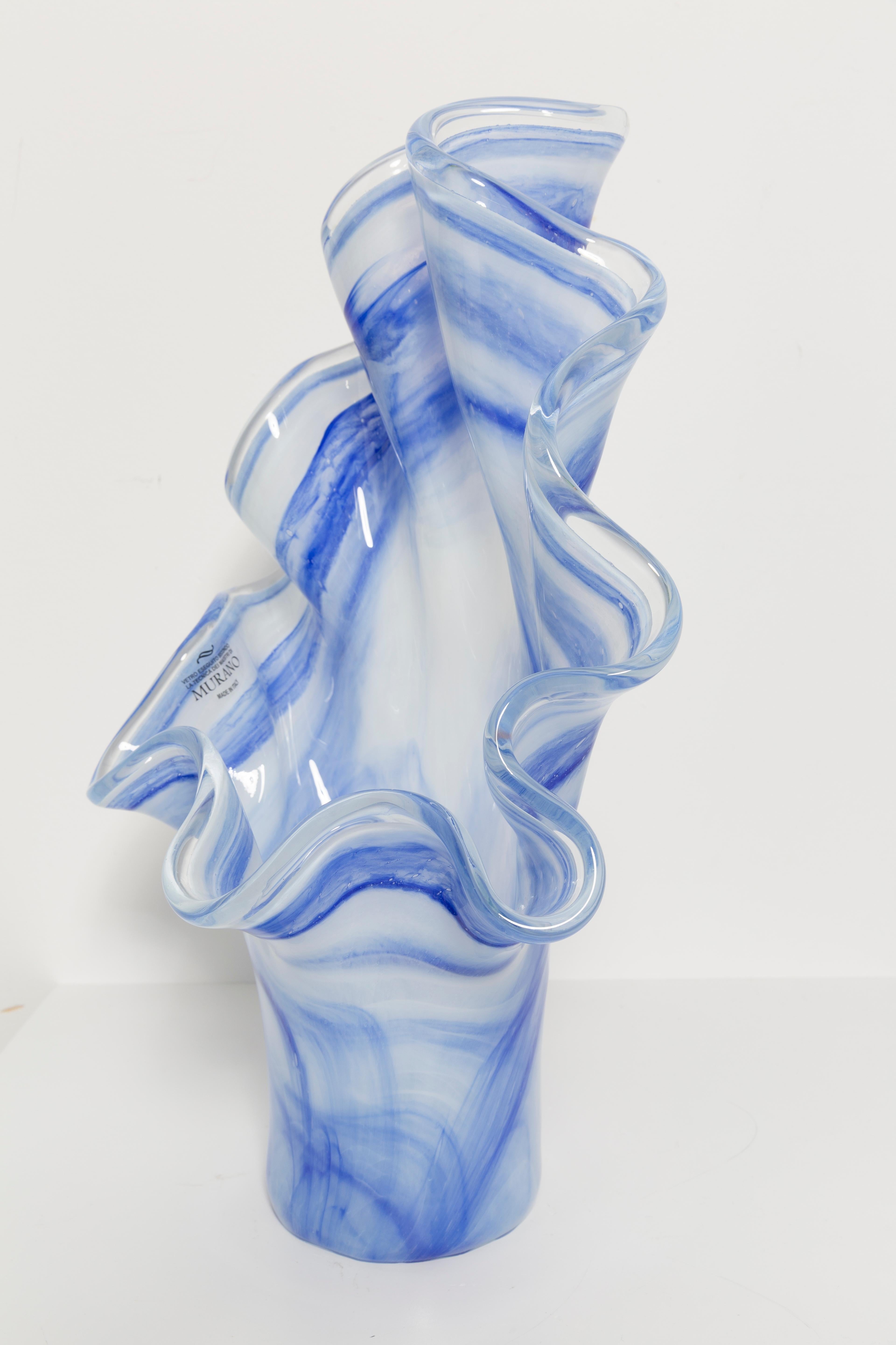 20th Century Mid Century Vintage White and Blue Big Murano Glass Vase, Italy, 2000s