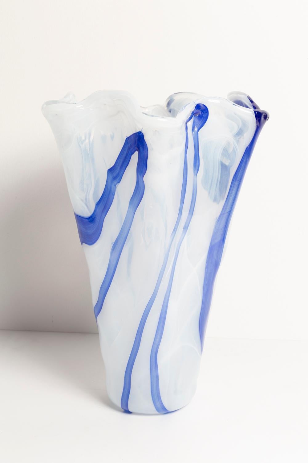 Midcentury Vintage White and Blue Big Murano Glass Vase, Italy, 2000s 3