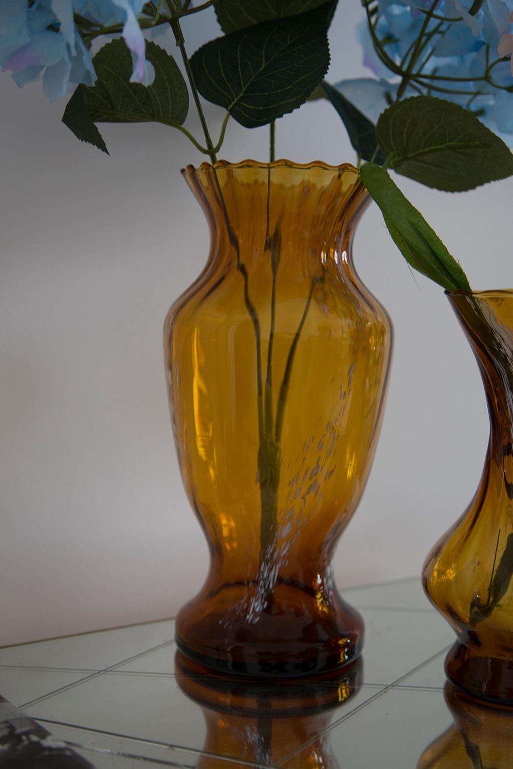 Mid Century Vintage White and Yellow Artistic Glass Vase, Europe, 1970s For Sale 4