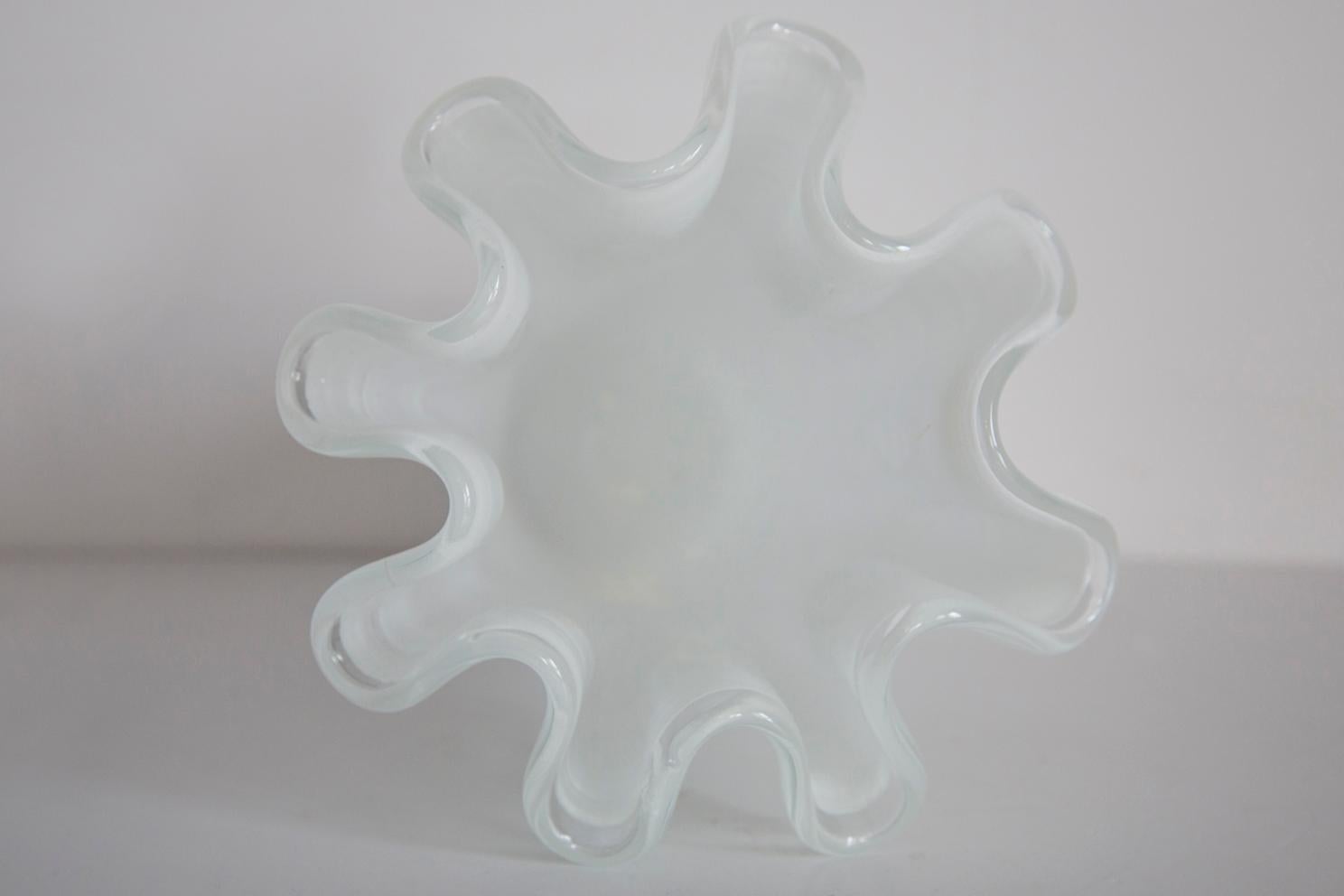 Mid Century Vintage White Murano Glass Vase, Italy, 2000s For Sale 1
