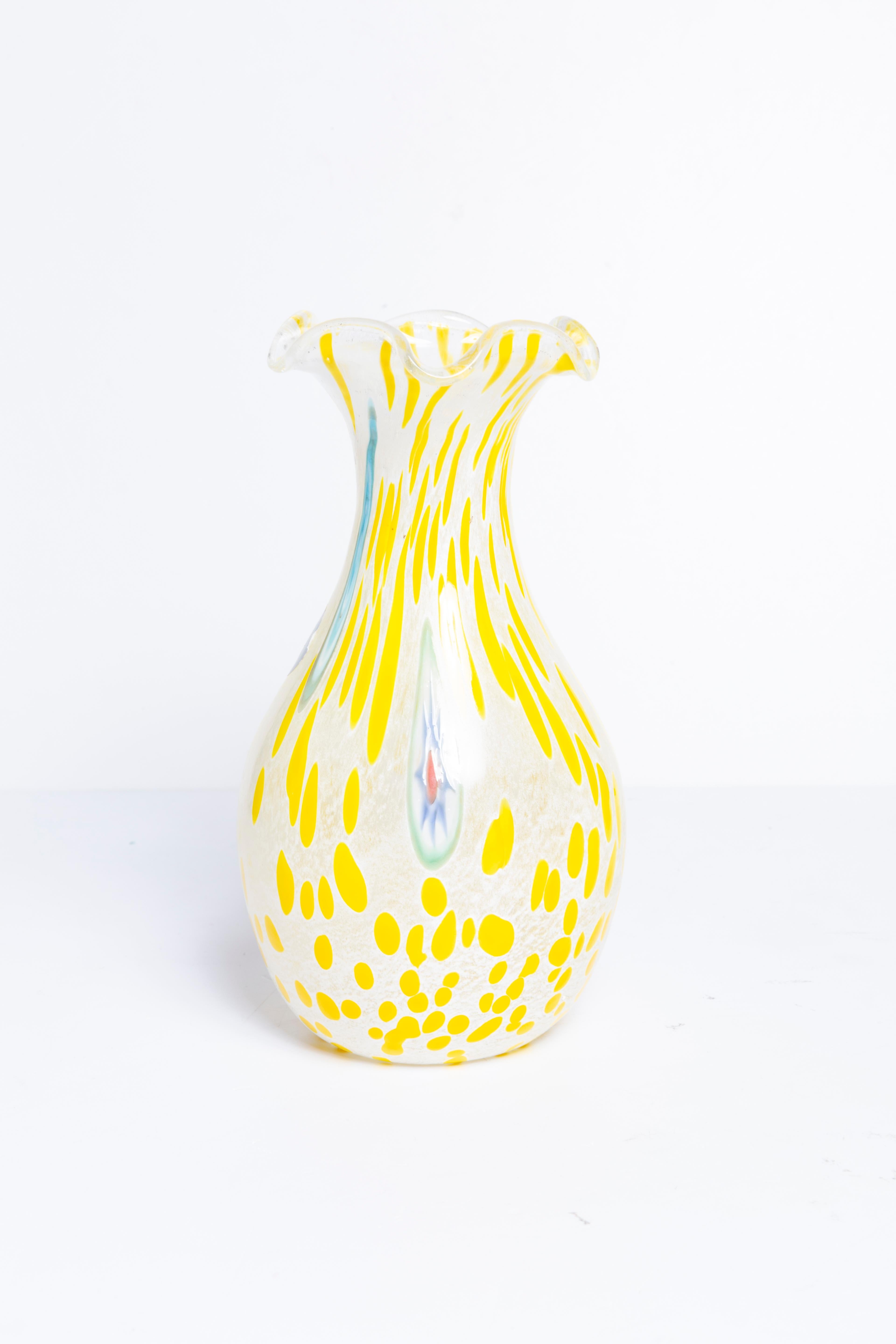 Italian Mid Century Vintage Yellow Dots Small Murano Vase, Italy, 1960s For Sale