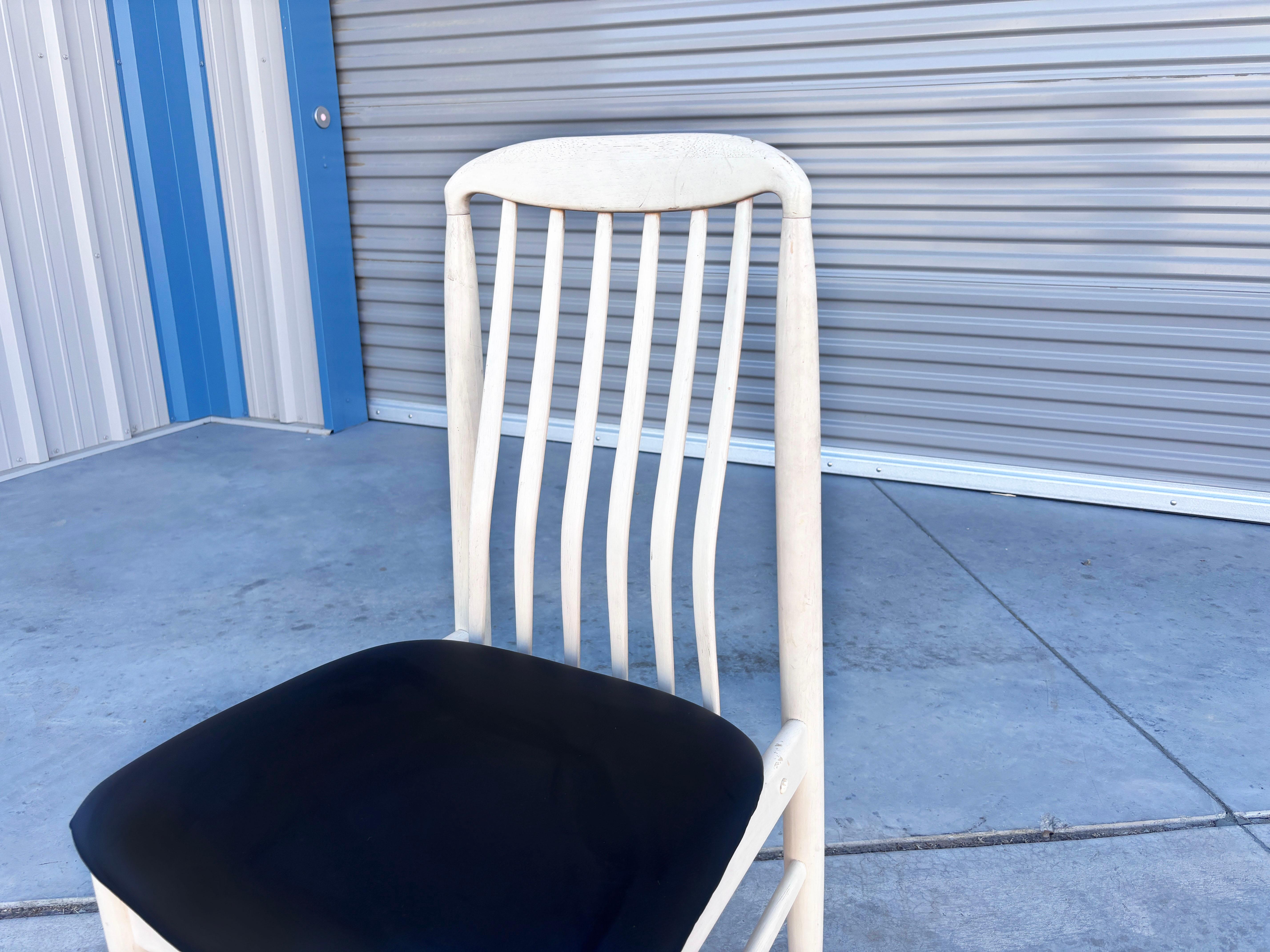 Sedie da pranzo in vinile del Mid Century - Set di 6 in vendita 5