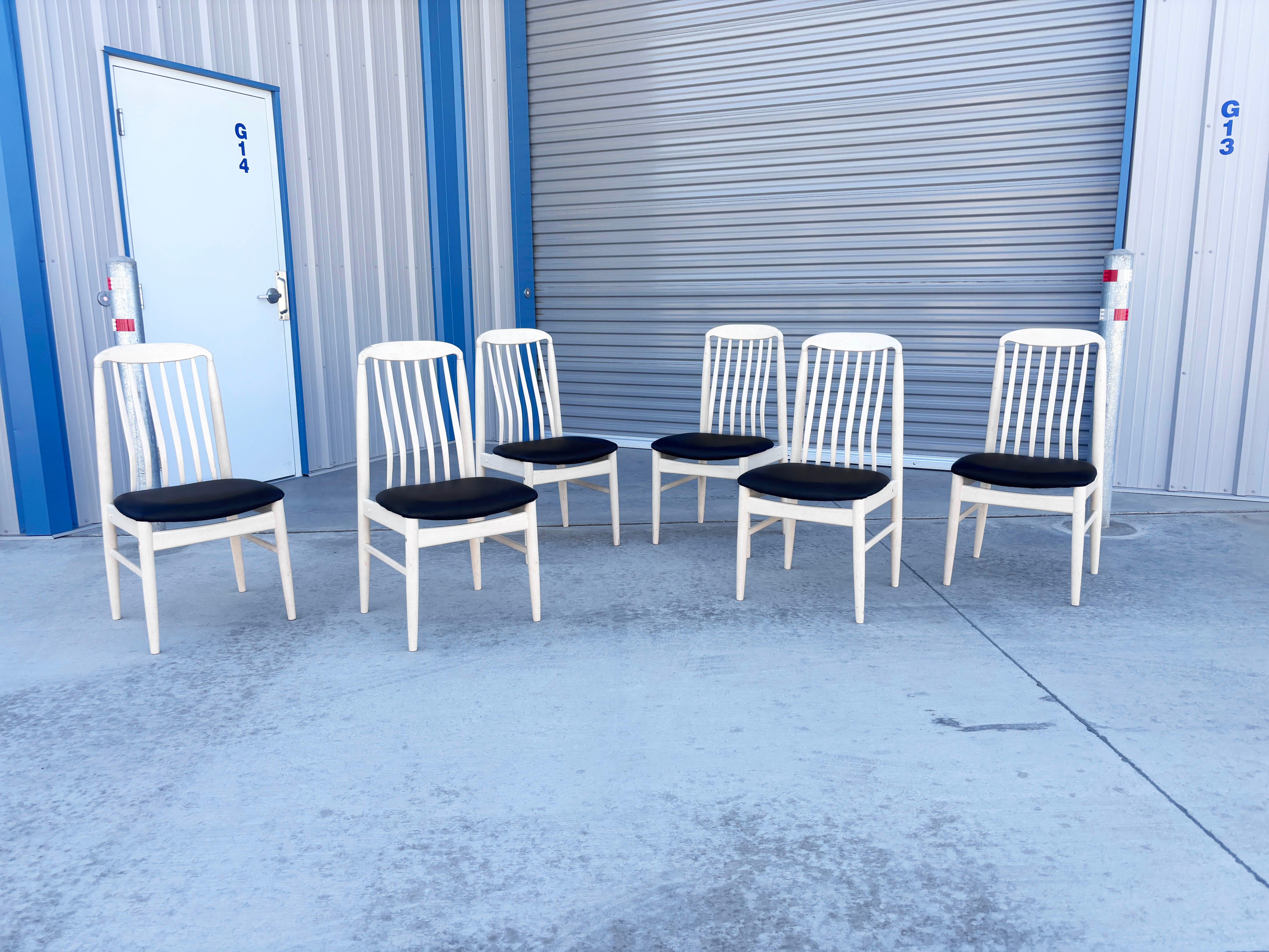 Mid-Century moderno Sedie da pranzo in vinile del Mid Century - Set di 6 in vendita