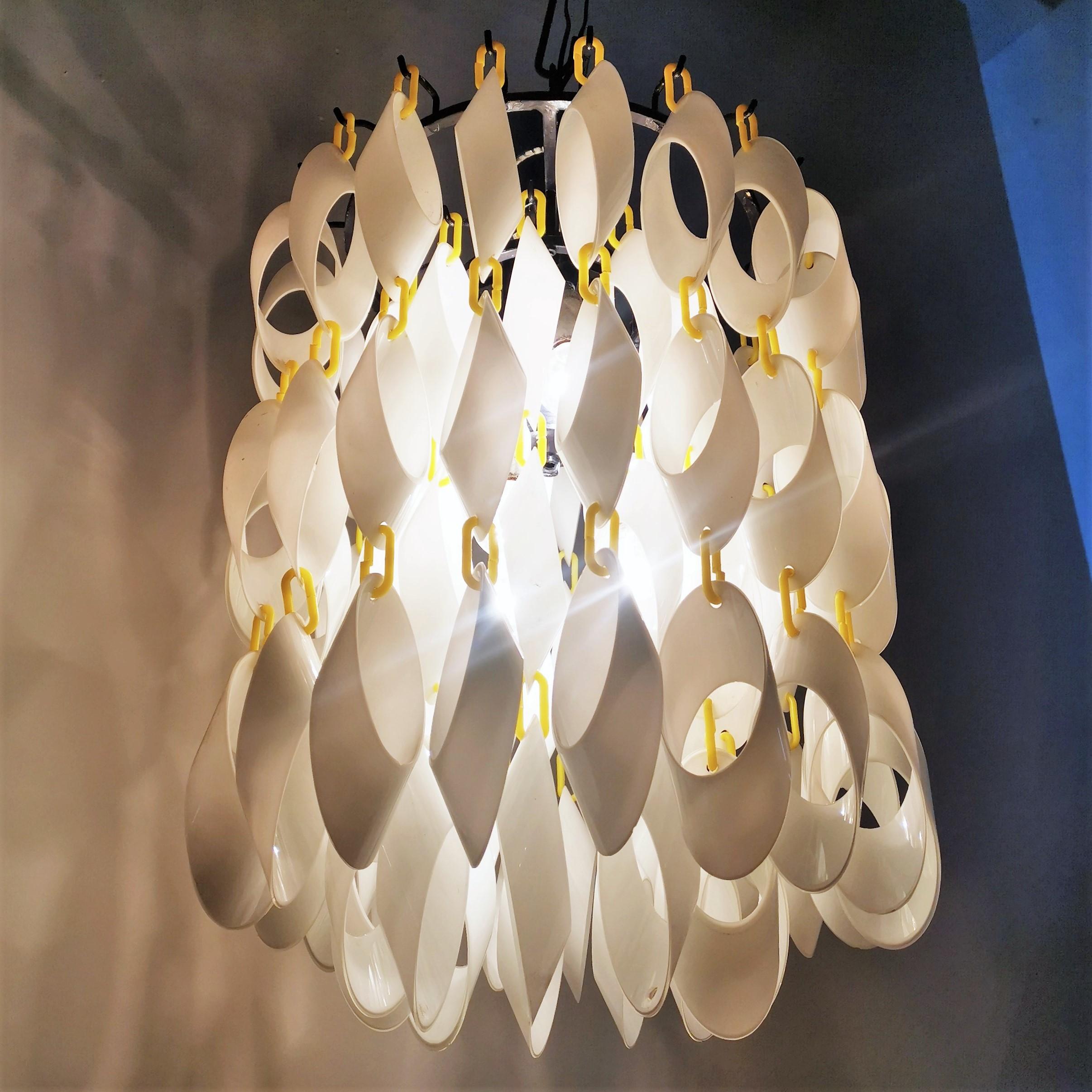 Mid-Century Vistosi Glass Chandelier Made of Modular Elements 1960s Italy For Sale 1