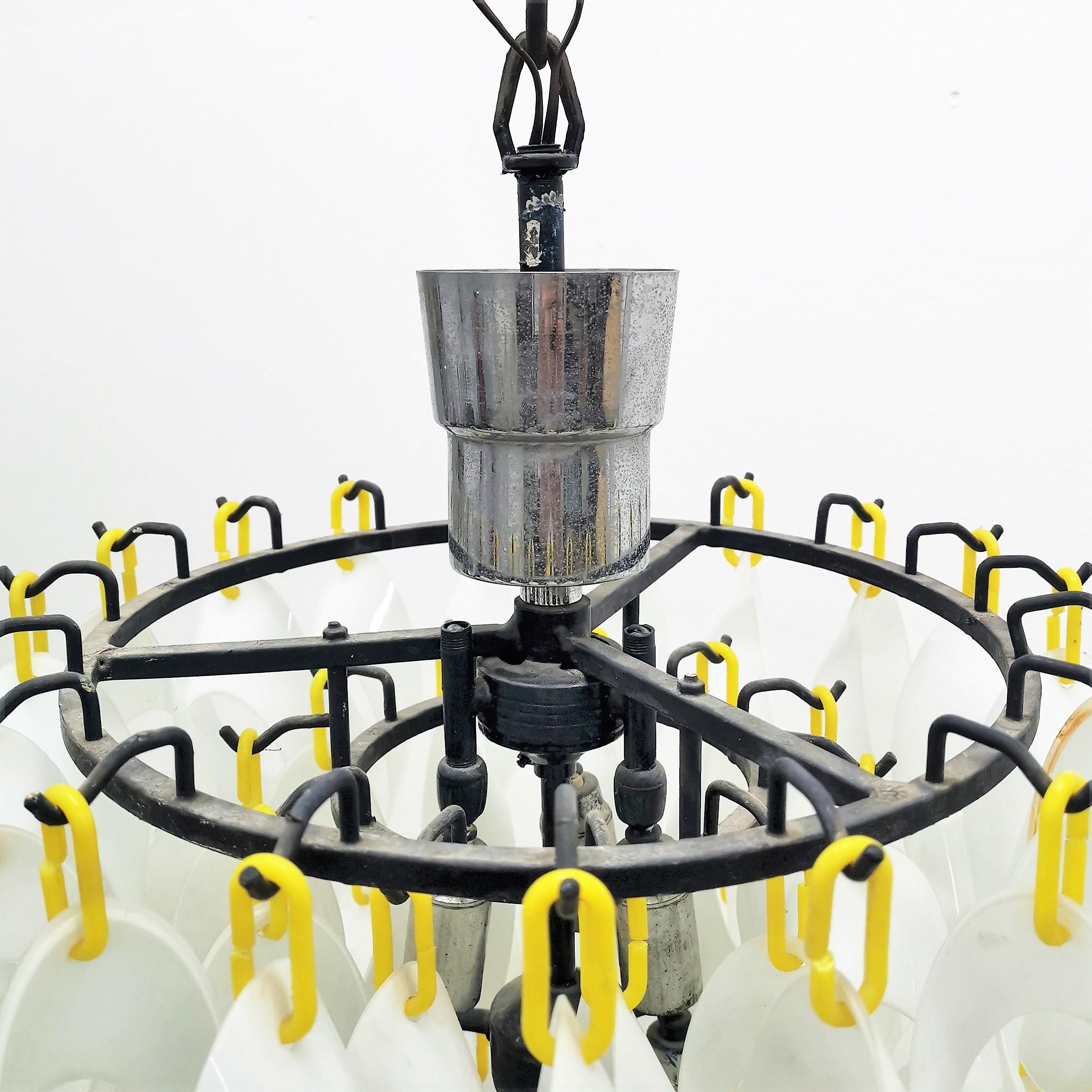 Mid-Century Vistosi Glass Chandelier Made of Modular Elements 1960s Italy For Sale 7