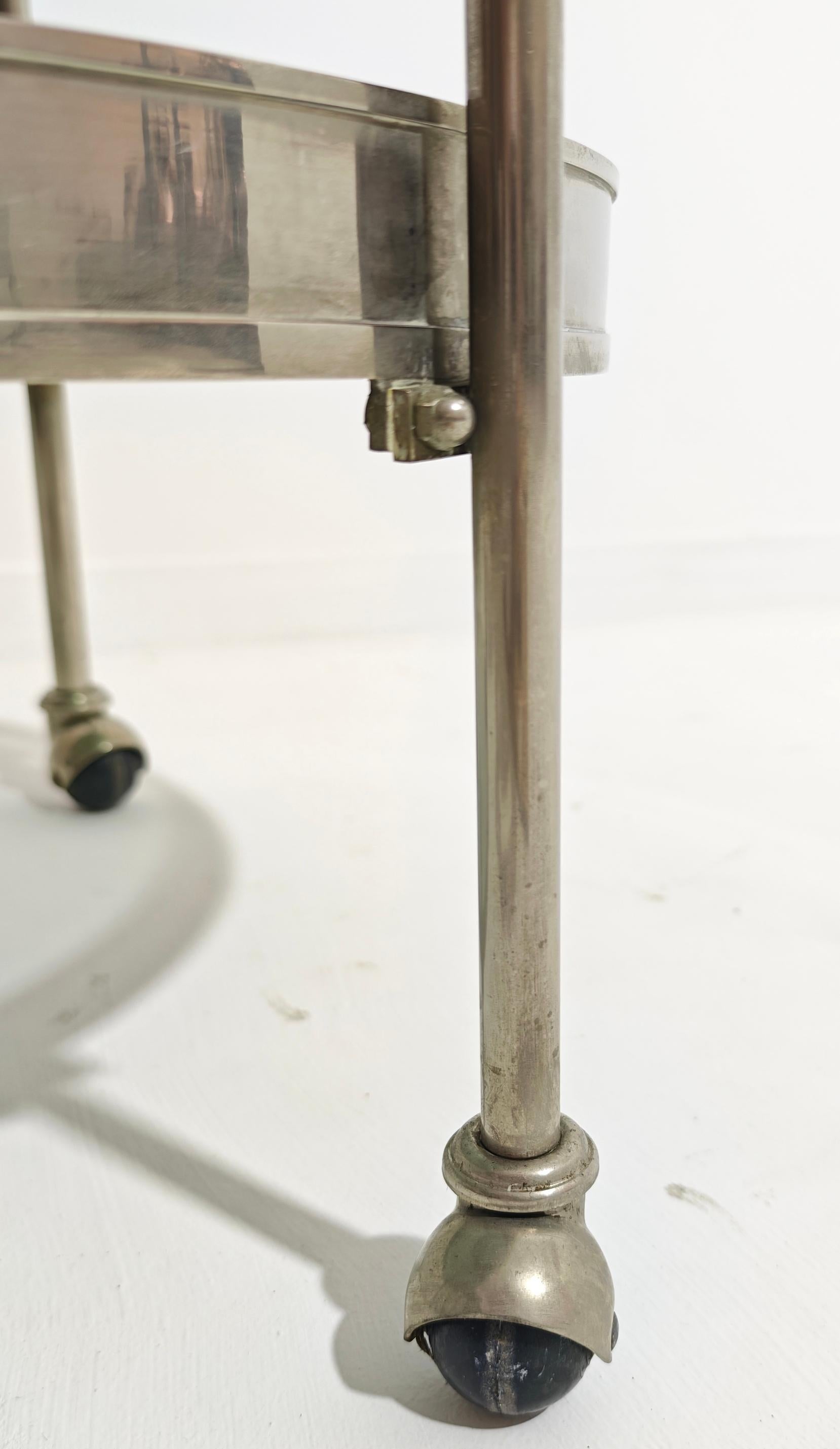 Mid-Century Vit Kellj für Binox Rolling Bar Cart Gebürstetes Messing Glas Italien 70er Jahre im Zustand „Gut“ im Angebot in Palermo, IT