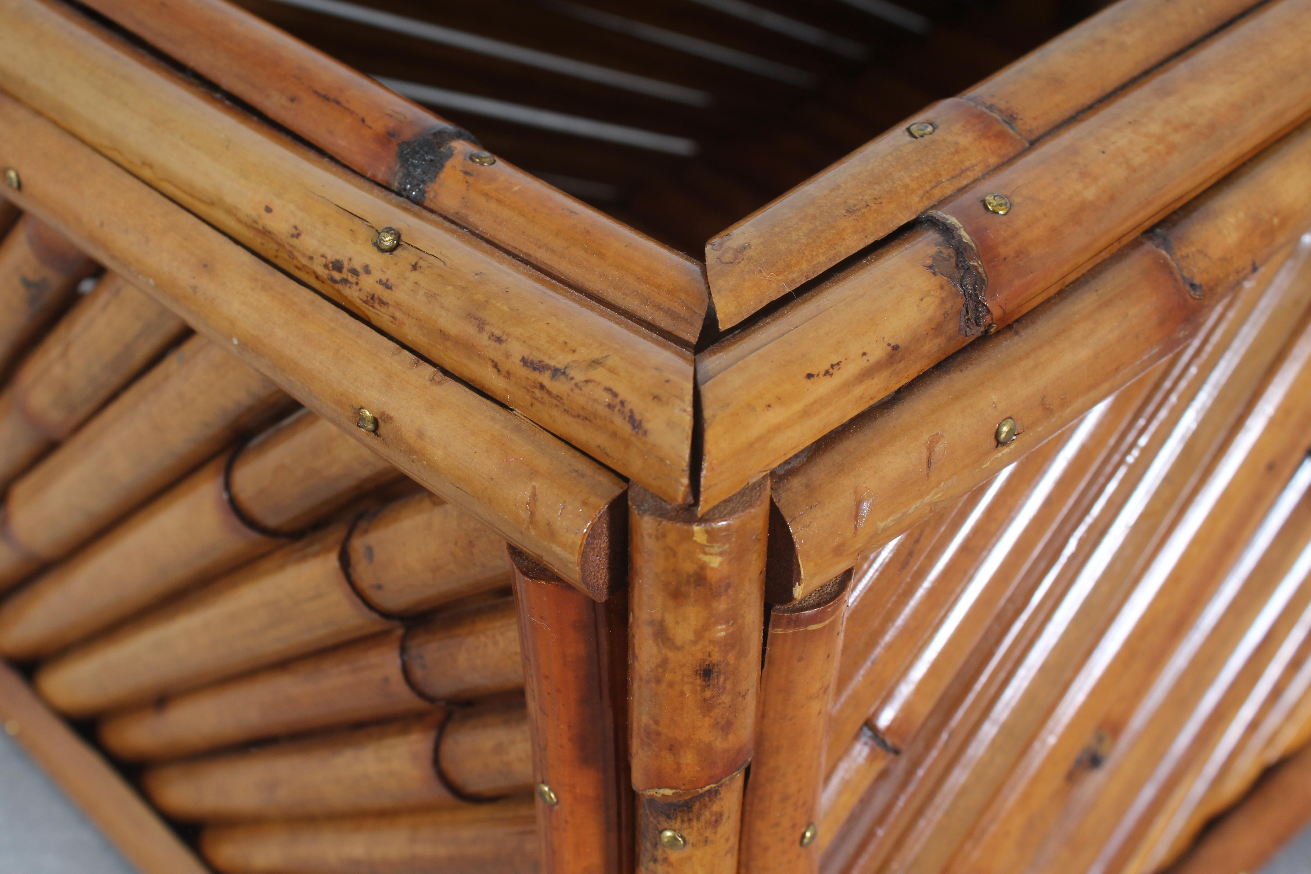 Mid-Century Vivai Del Sud (attr) Jardinière en bambou Made, Italy 60s en vente 4