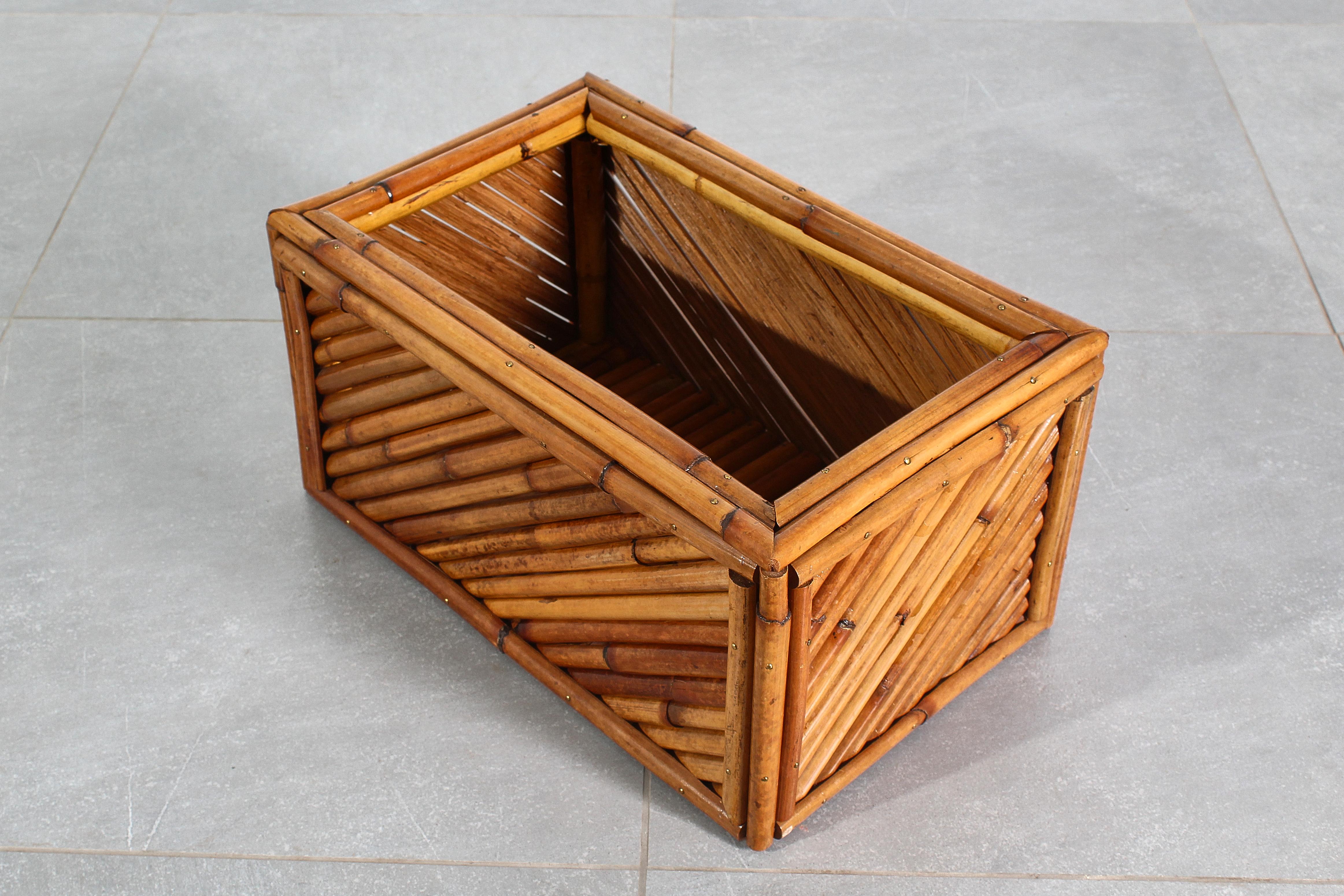 Bambou Mid-Century Vivai Del Sud (attr) Jardinière en bambou Made, Italy 60s en vente