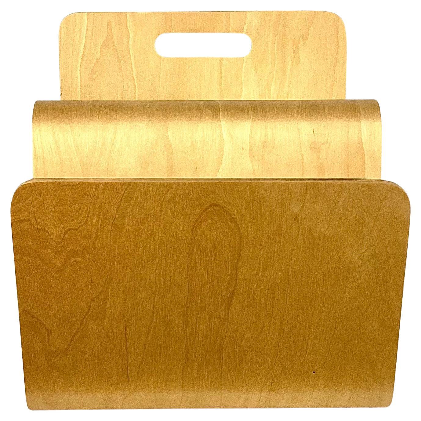 Mid-Century Modern Porte-revues en contreplaqué moulé « W » du milieu du siècle dernier dans le style d'Alvar Aalto en vente