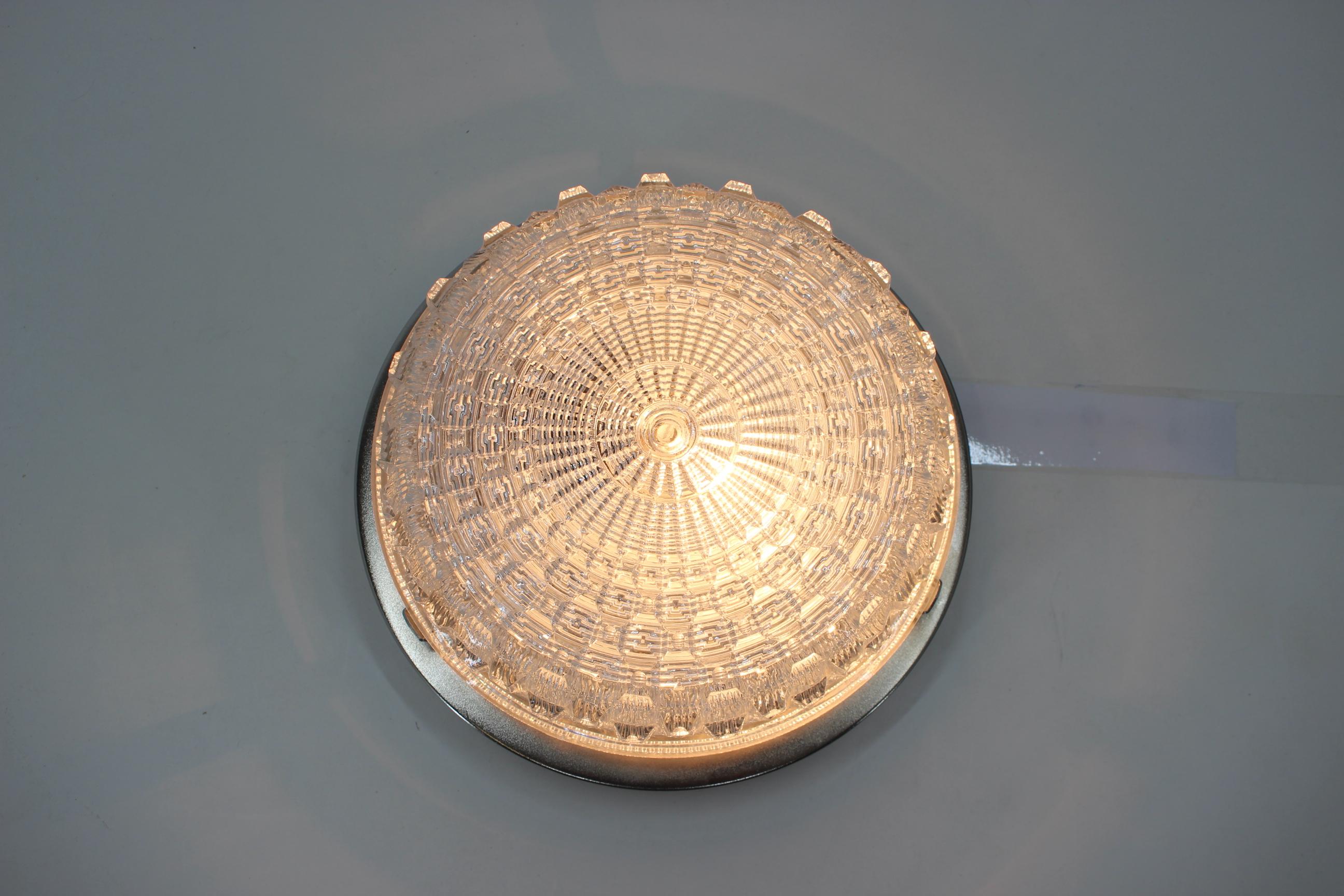 Midcentury Wall/Ceiling Light by Pokrok Žilina, 1970s In Good Condition For Sale In Praha, CZ