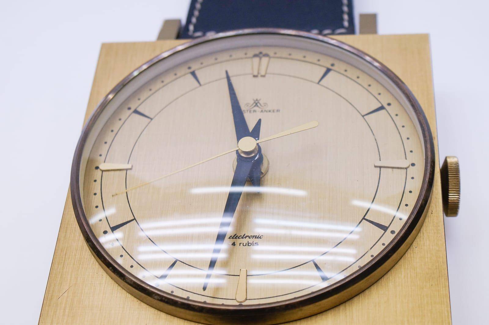 Midcentury Wall Clock in the Form of a Wristwatch in Leather and Brass, Germany For Sale 1