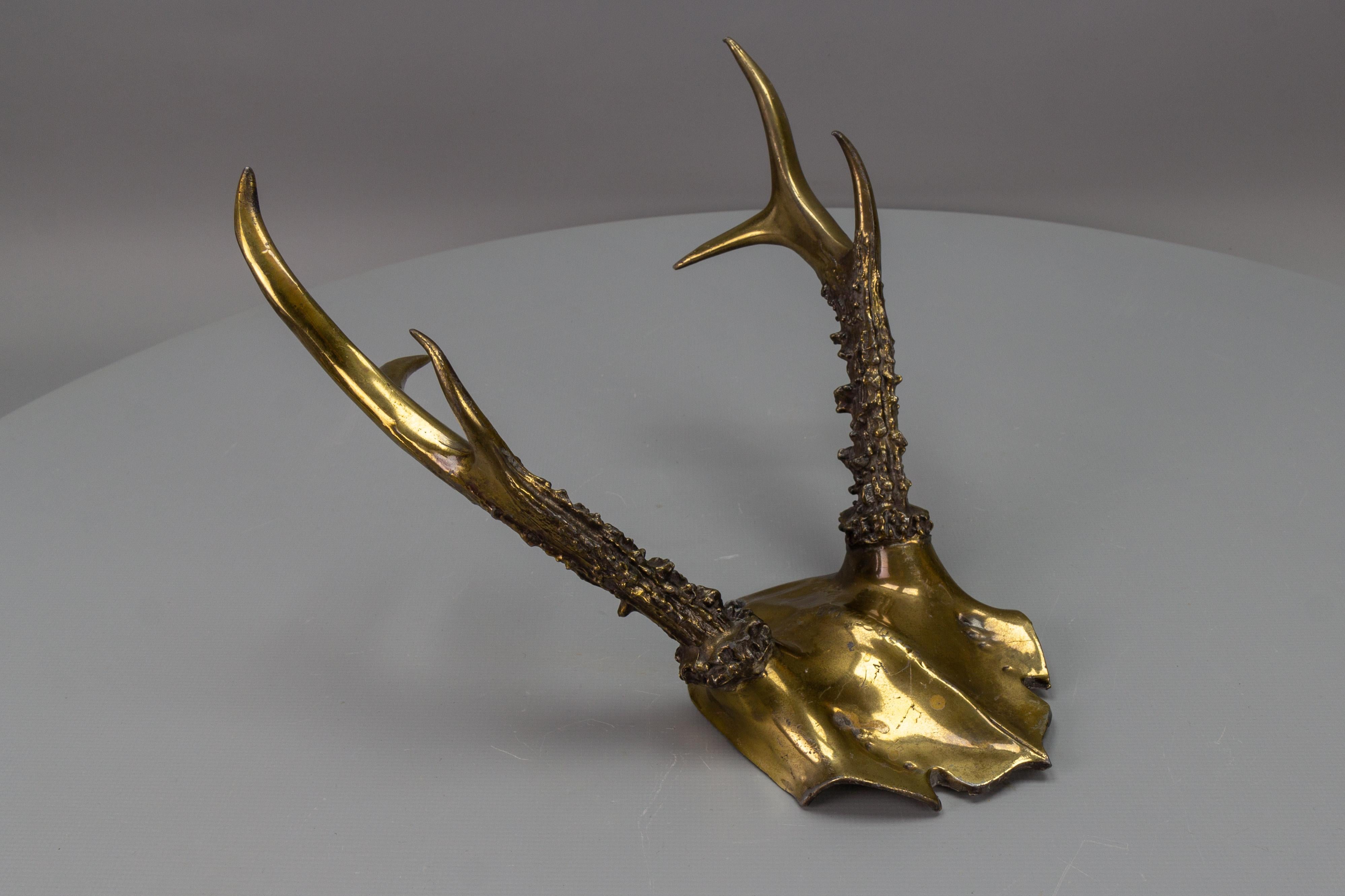 Mid-Century Wall Decoration Bronzed Pewter Roe Deer Antlers  For Sale 1