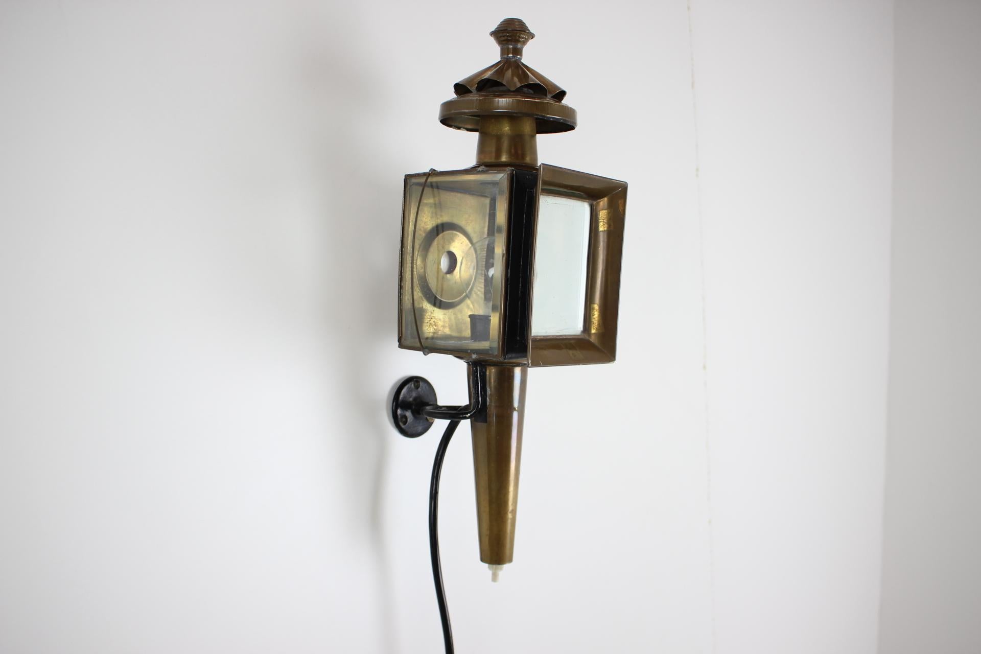 Lámpara de pared de mediados de siglo, años 50 Moderno de mediados de siglo en venta