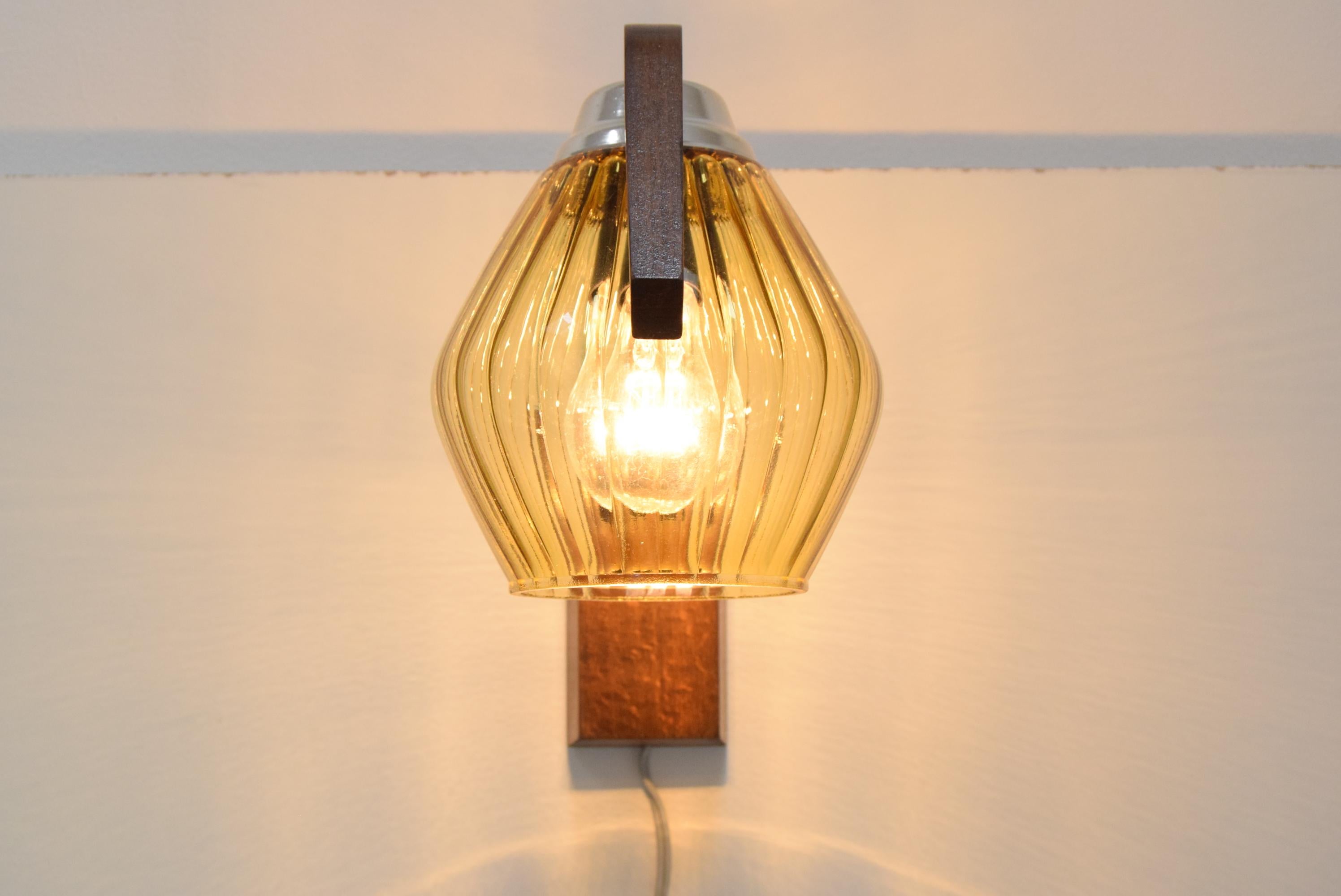 Mid-Century Wall Lamp by Drevo Humpolec, 1960’s 1