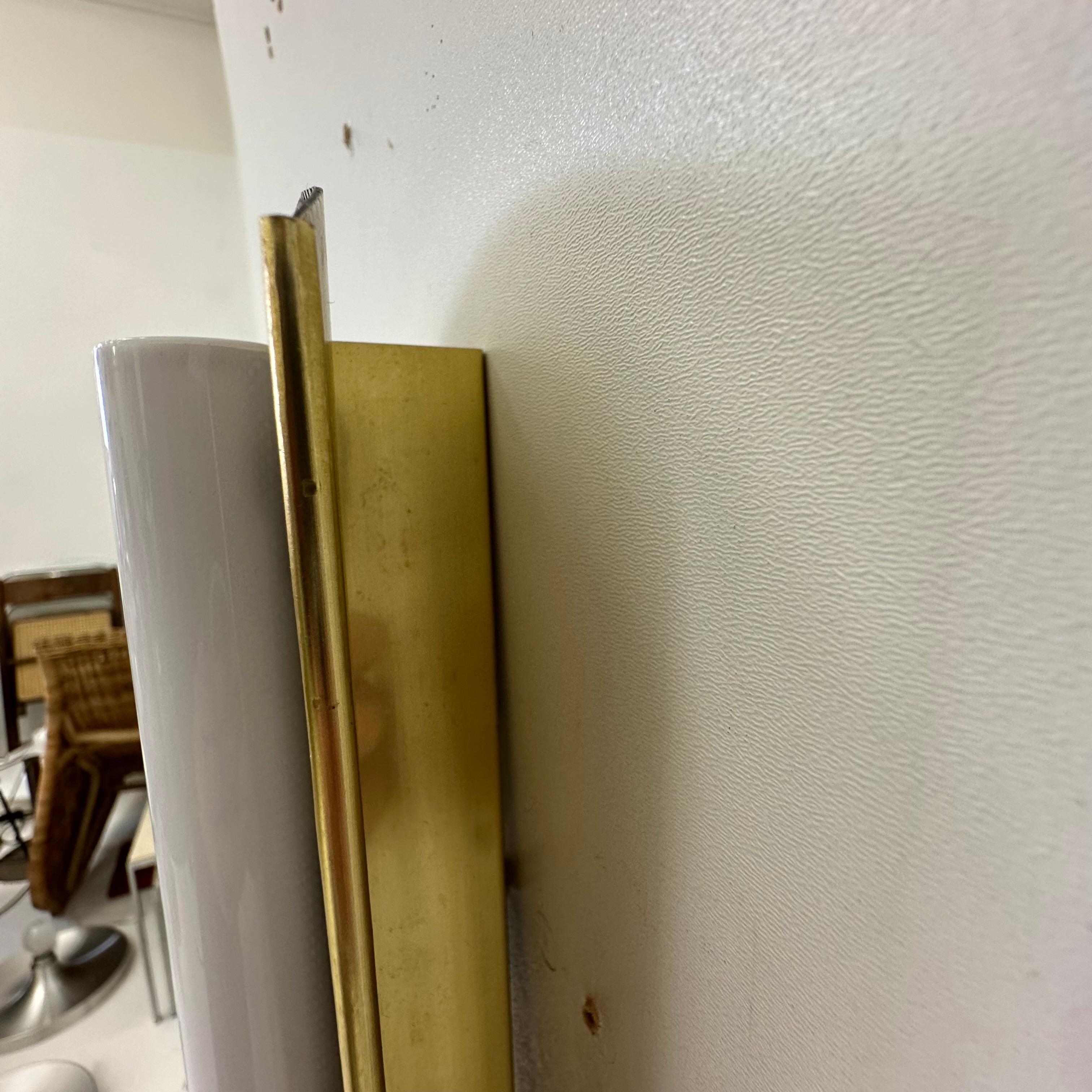 Lámpara de pared de mediados de siglo de Erco , años 50 en venta 9