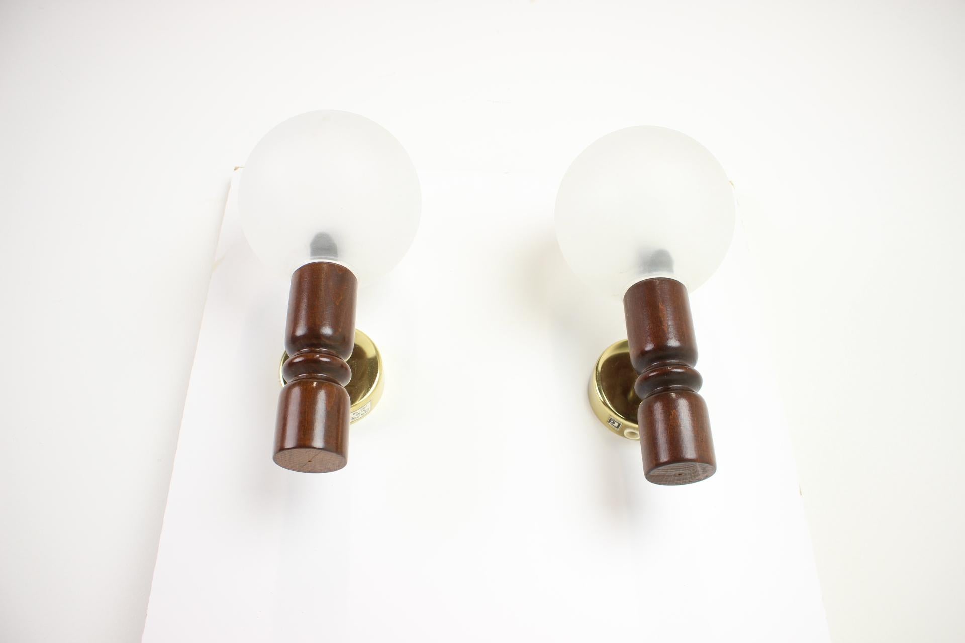 Late 20th Century Mid-Century Wall Lamp by Pokrok Zilina, 1970's For Sale