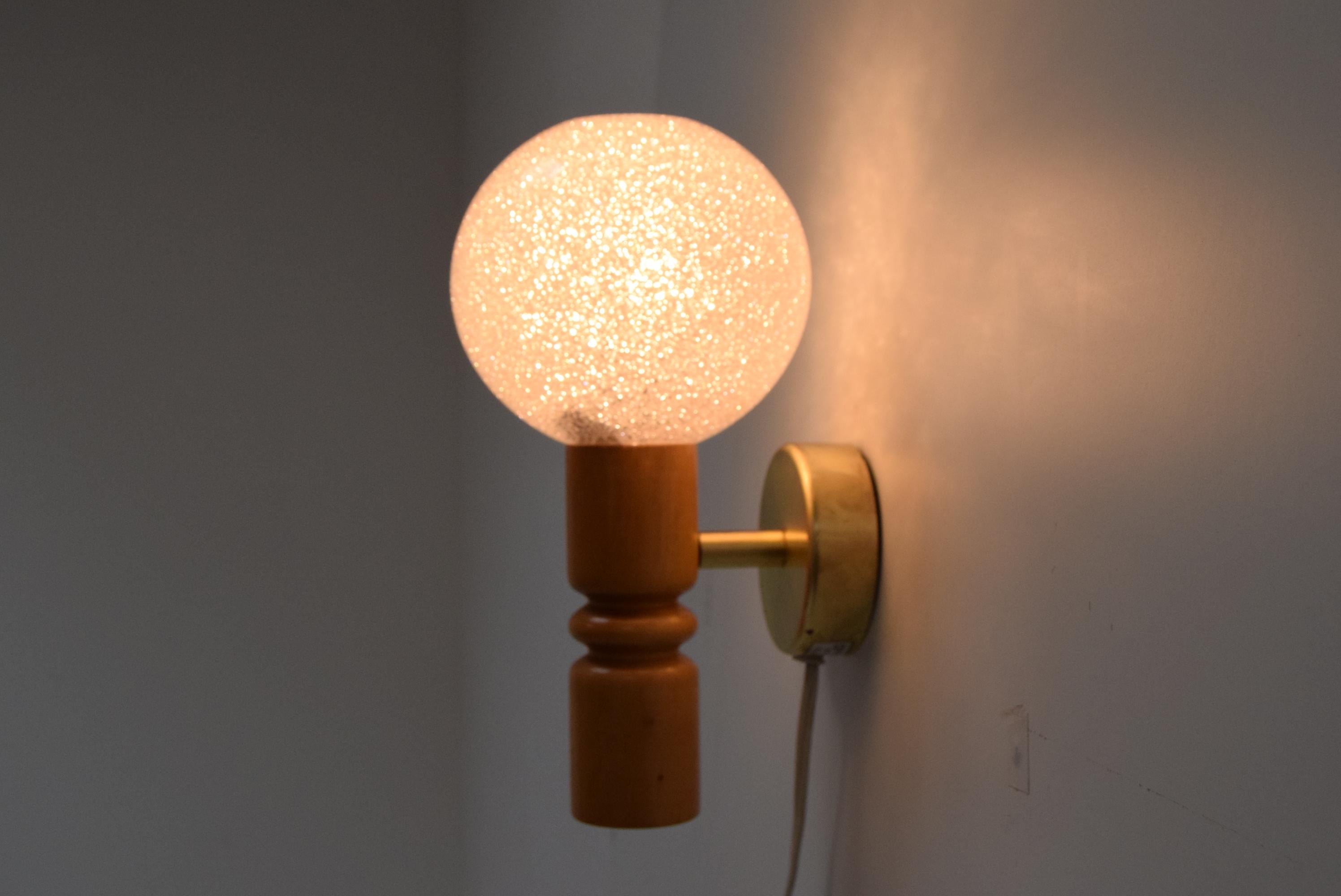 Mid-Century Wall Lamp by Pokrok Zilina, 1970's For Sale 4