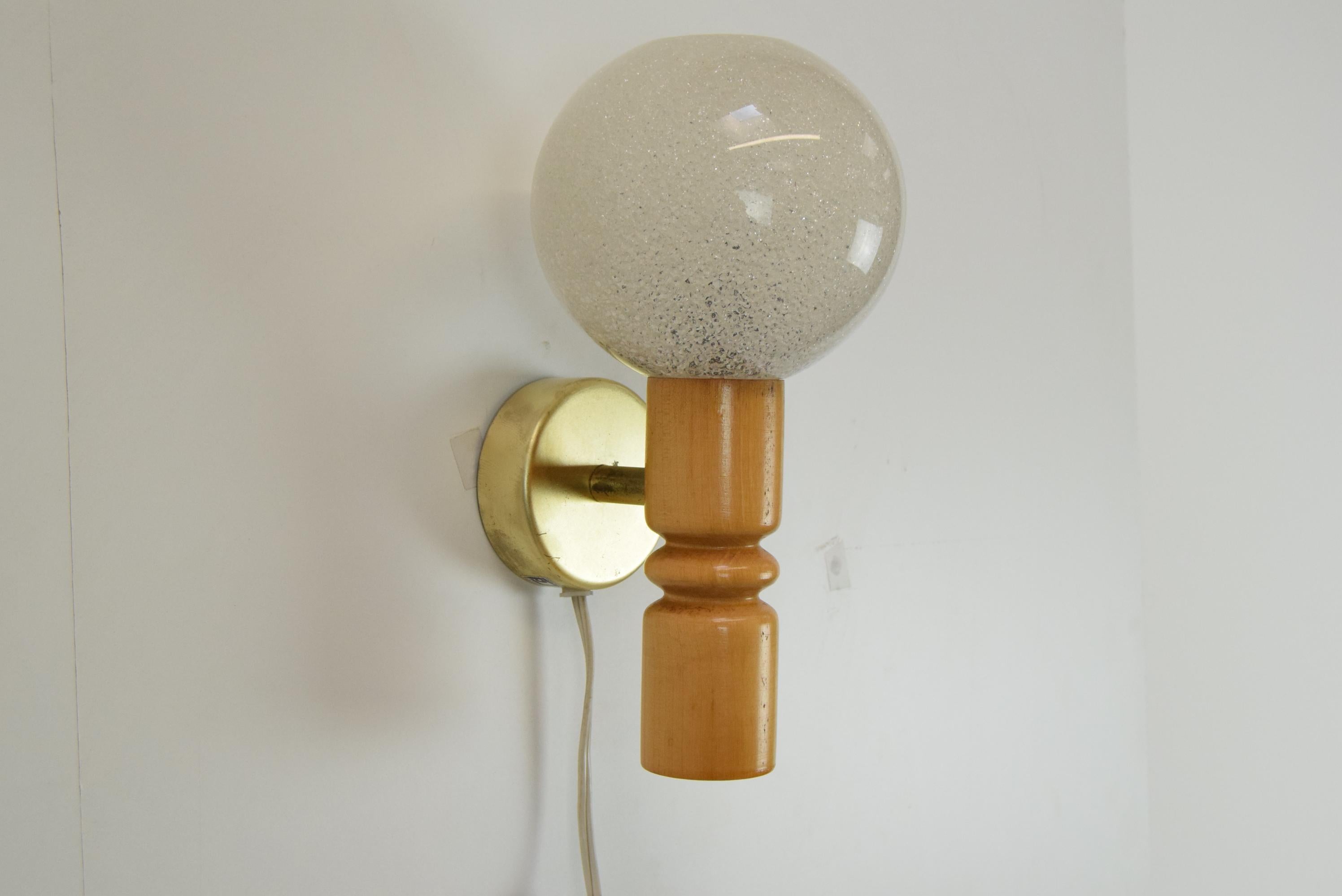 Mid-Century Wall Lamp by Pokrok Zilina, 1970's In Good Condition For Sale In Praha, CZ