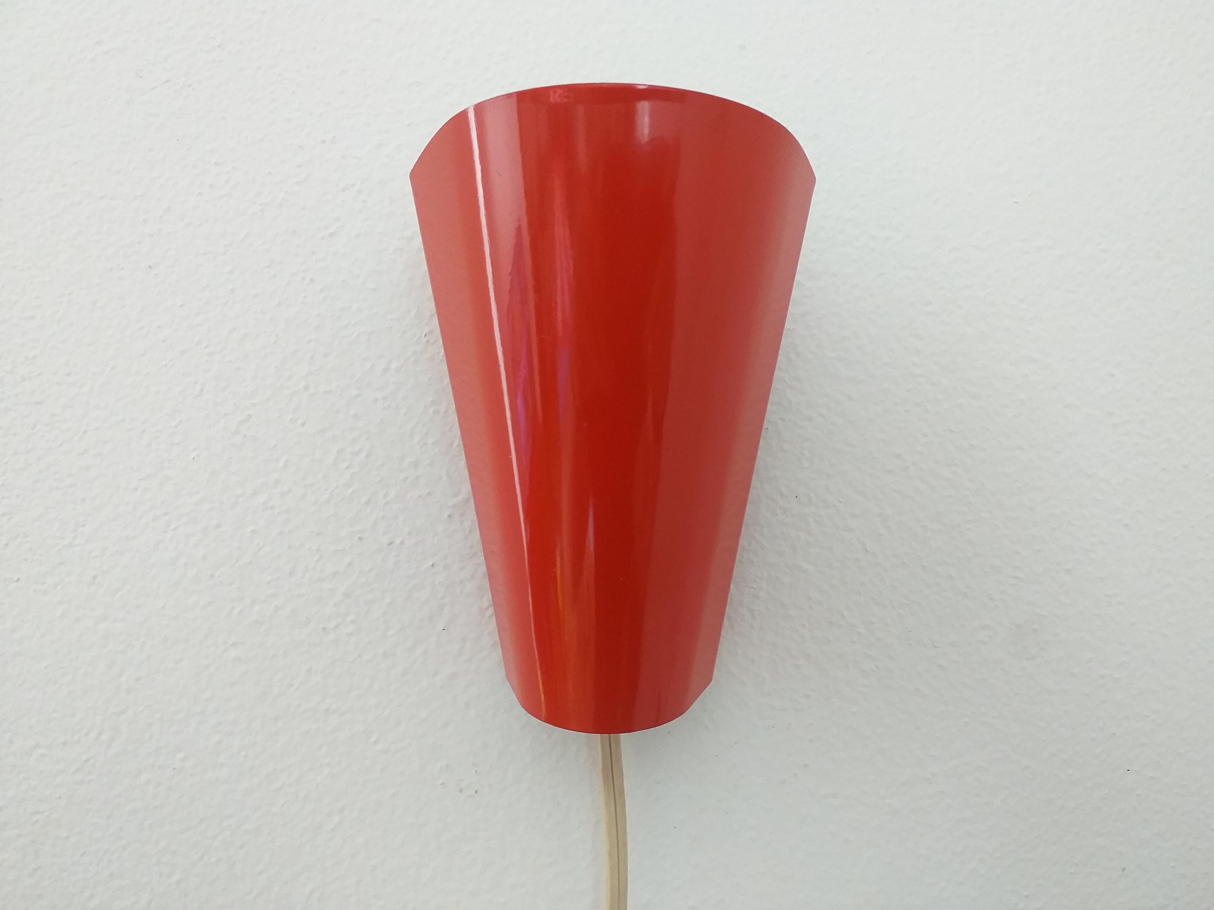 Lacquered Midcentury Wall Lamp Lidokov, 1960s For Sale
