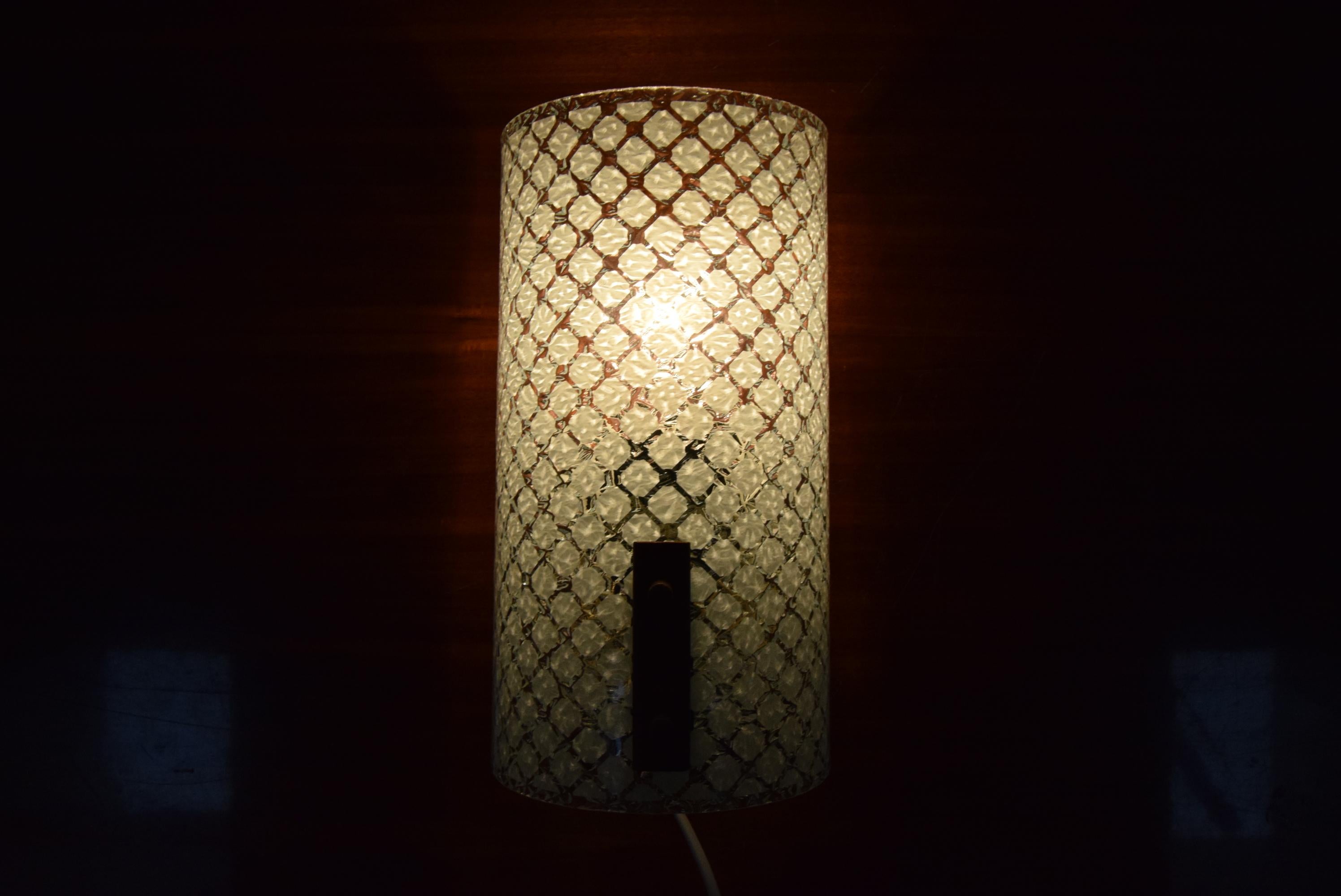 Late 20th Century Mid-century Wall Lamp, circa 1980's.  For Sale