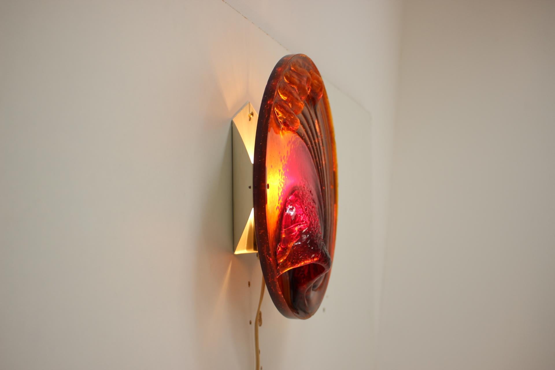 Mid-Century Wall Light, 1960's For Sale 4