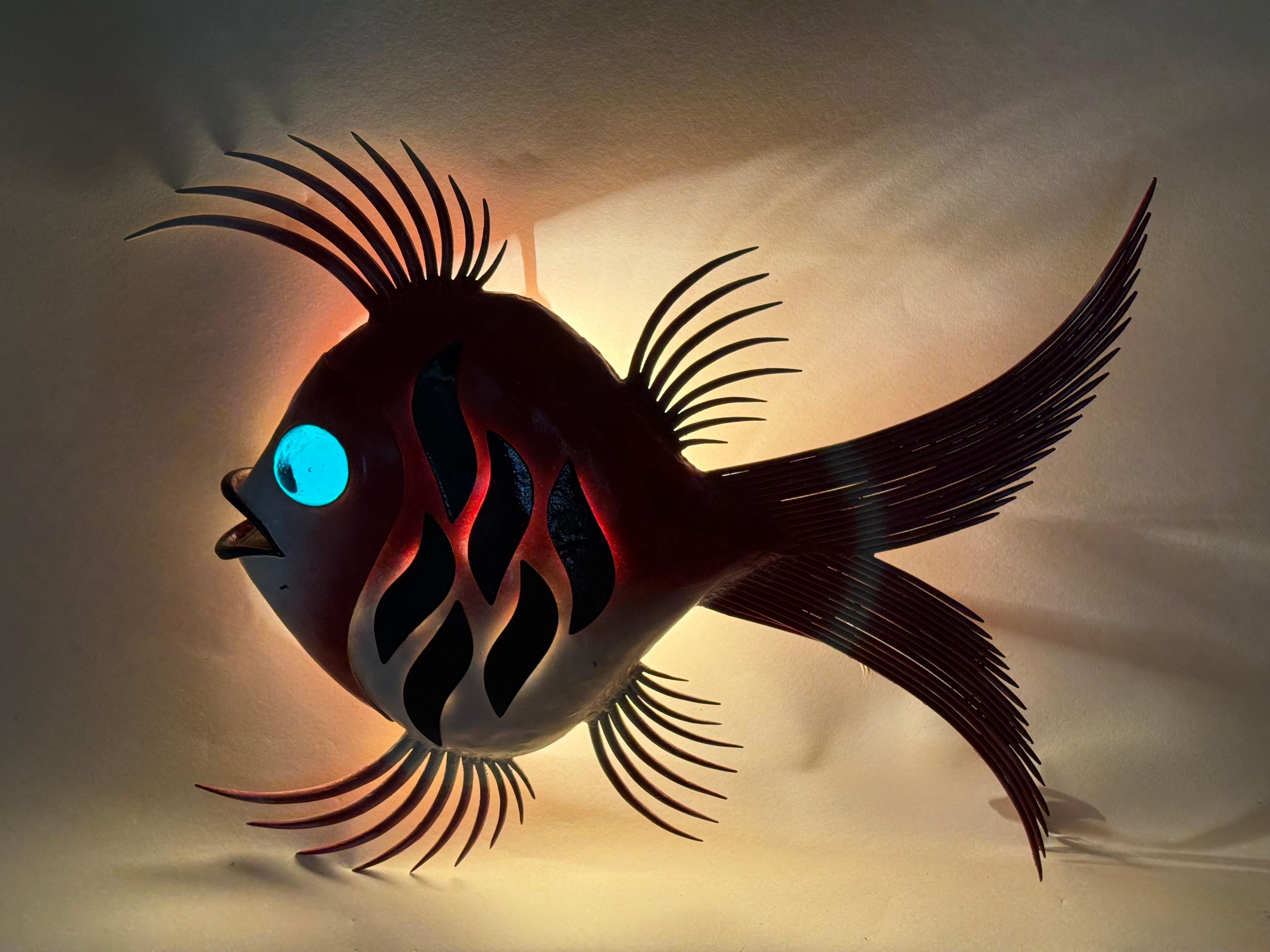 Mid Century Wall Light Artwork Red Fish with Aquamarine Eye For Sale 3