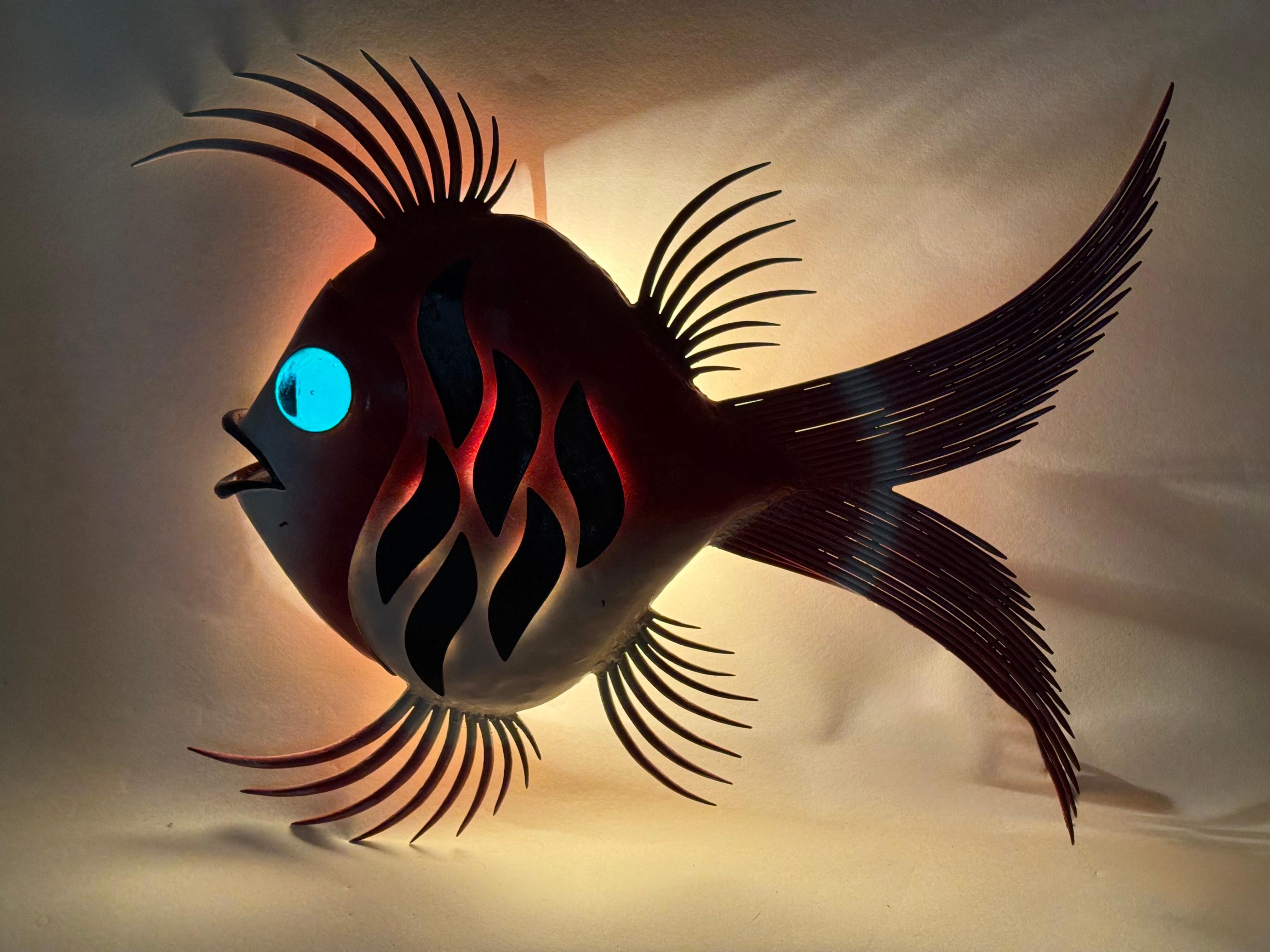 Mid Century Wall Light Artwork Red Fish with Aquamarine Eye For Sale 4