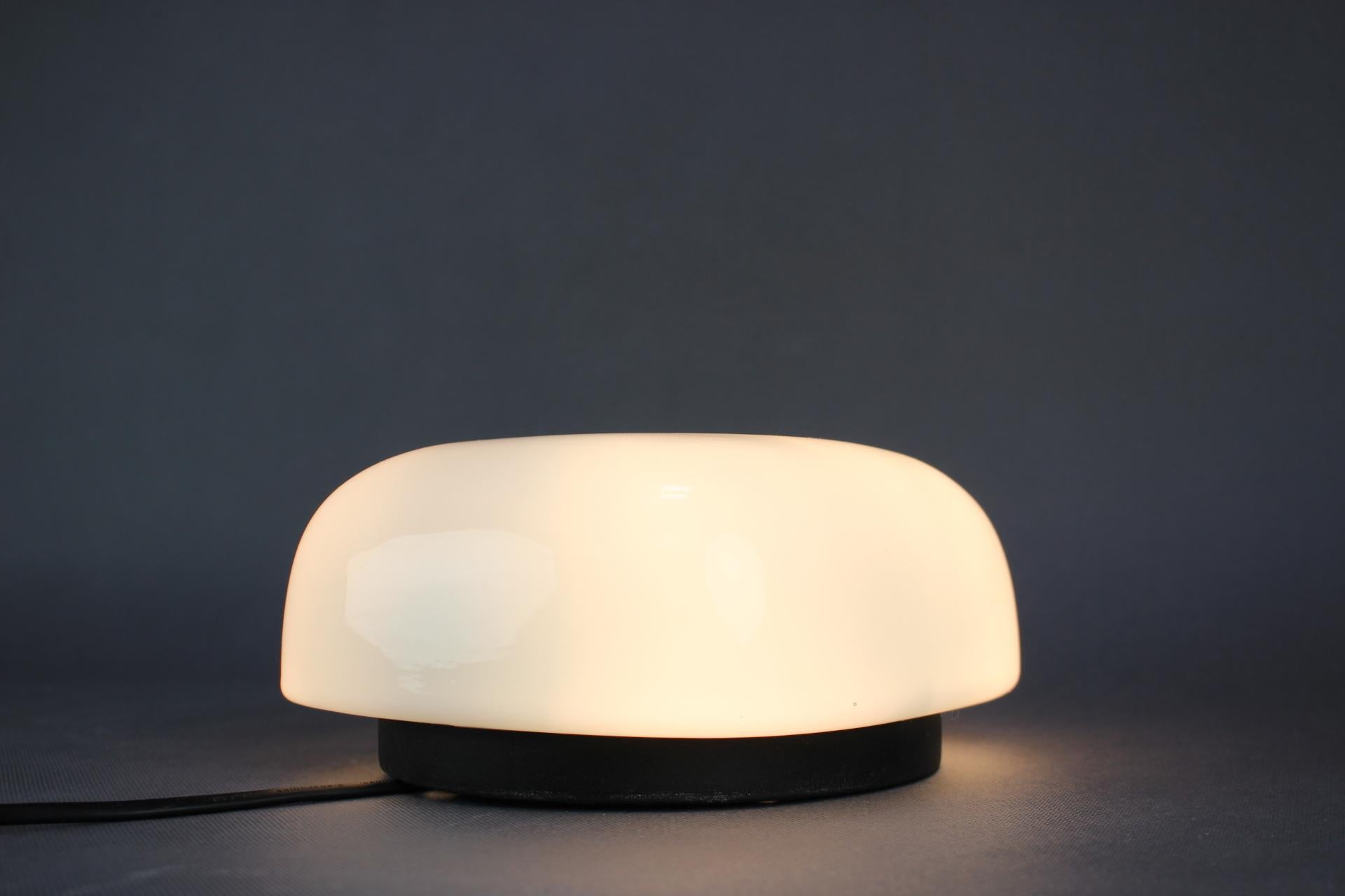 Lampada da parete di metà secolo, Cecoslovacchia, anni '60 in vendita 4