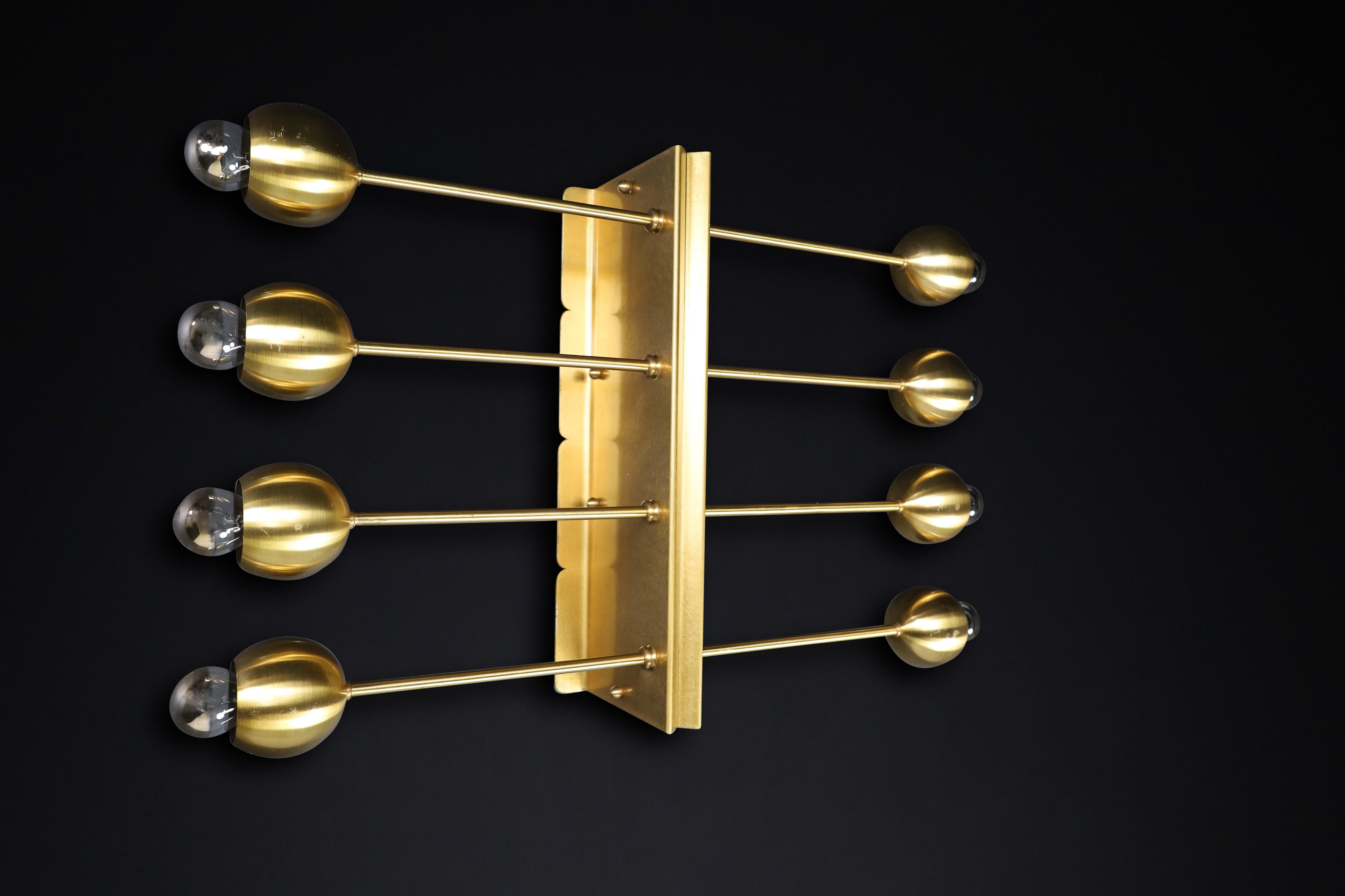 Midcentury Wall Lights in Brass Italy 1960s For Sale 2