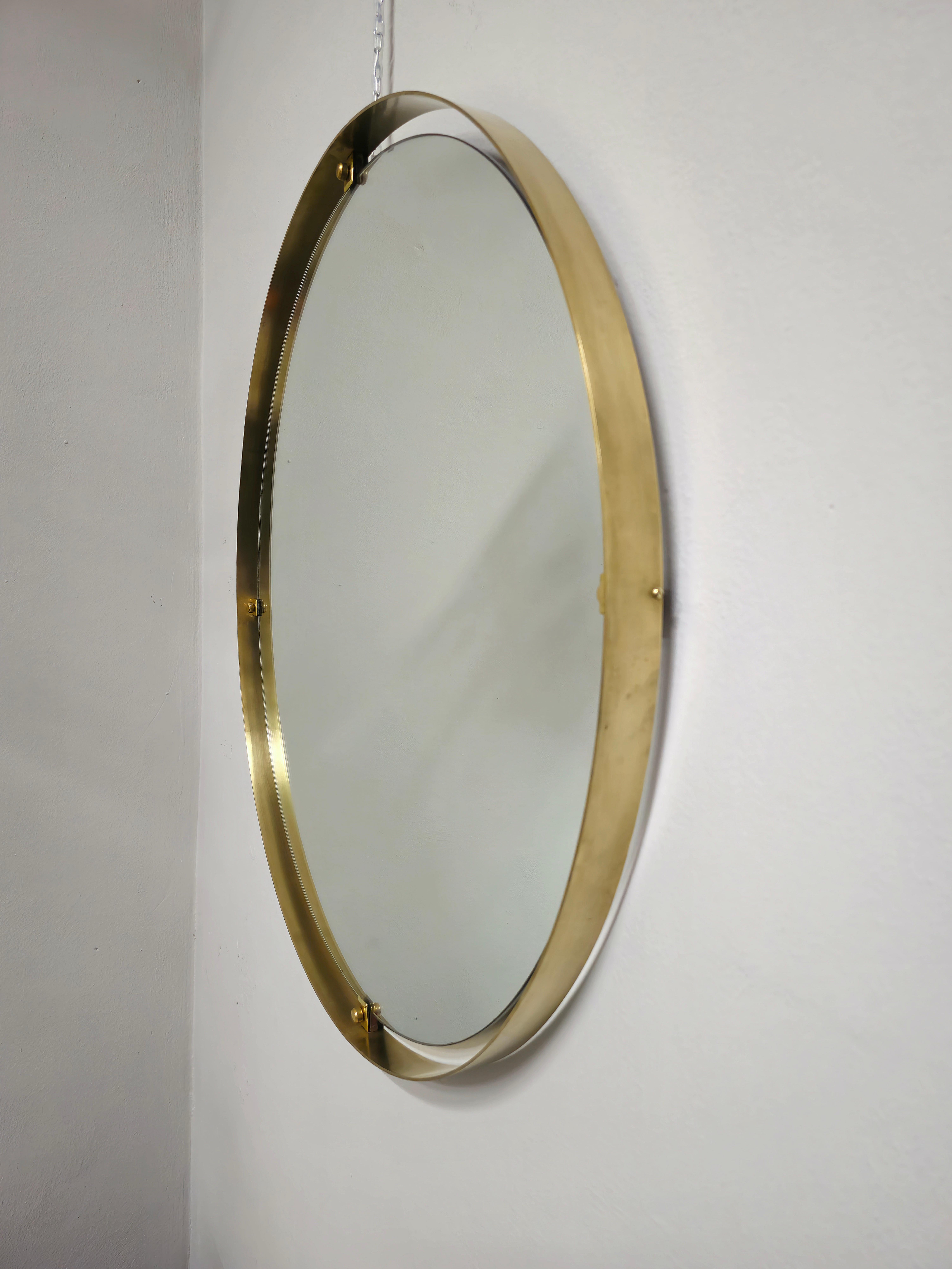 Mid -Century Modern Wall Mirror Brass Wood Large Round Italian Design, 1960s In Good Condition In Palermo, IT