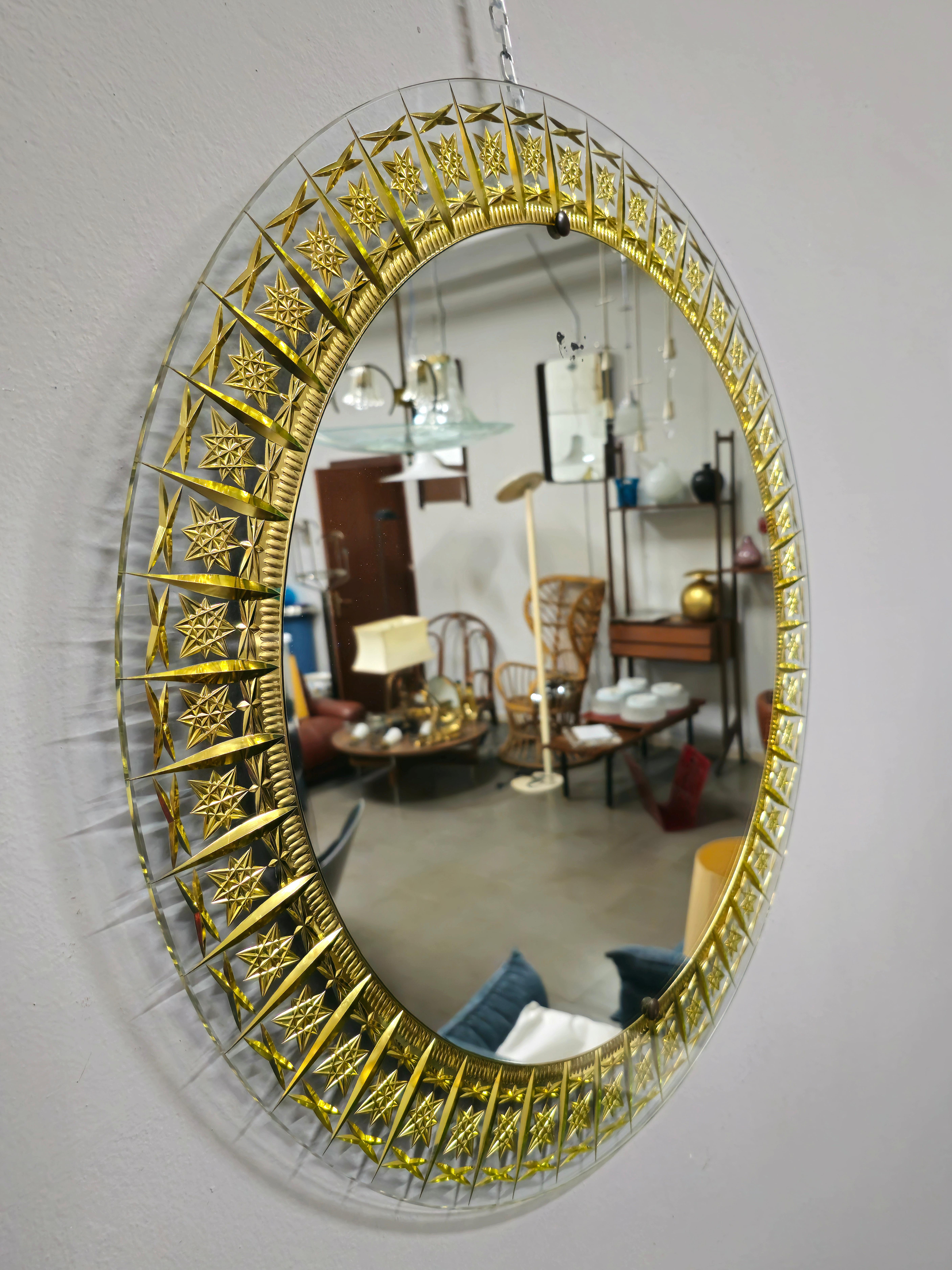 Mid-Century Modern Mid-century Wall Mirror Cristal Art  Italian Design 1960s