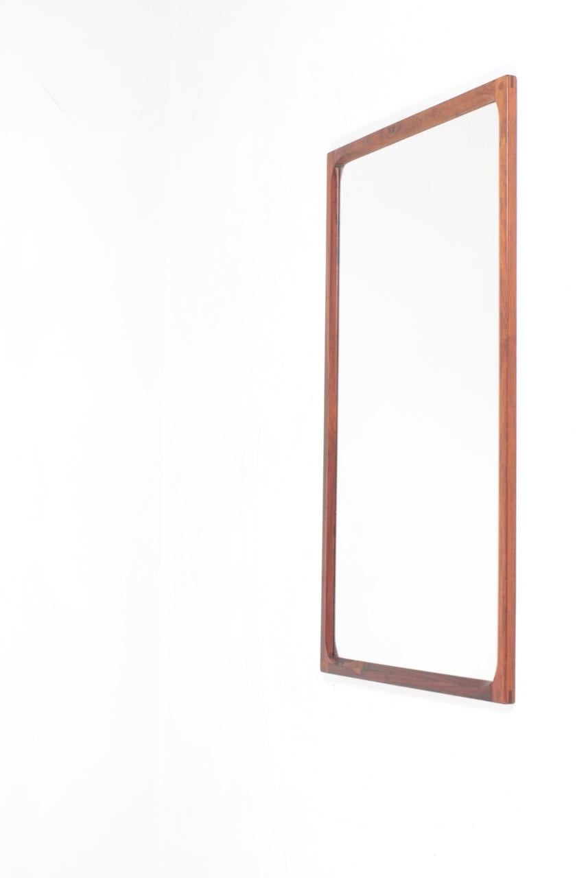 Midcentury Wall Mirror in Rosewood by Aksel Kjersgaard, Danish Modern, 1960s In Good Condition For Sale In Lejre, DK