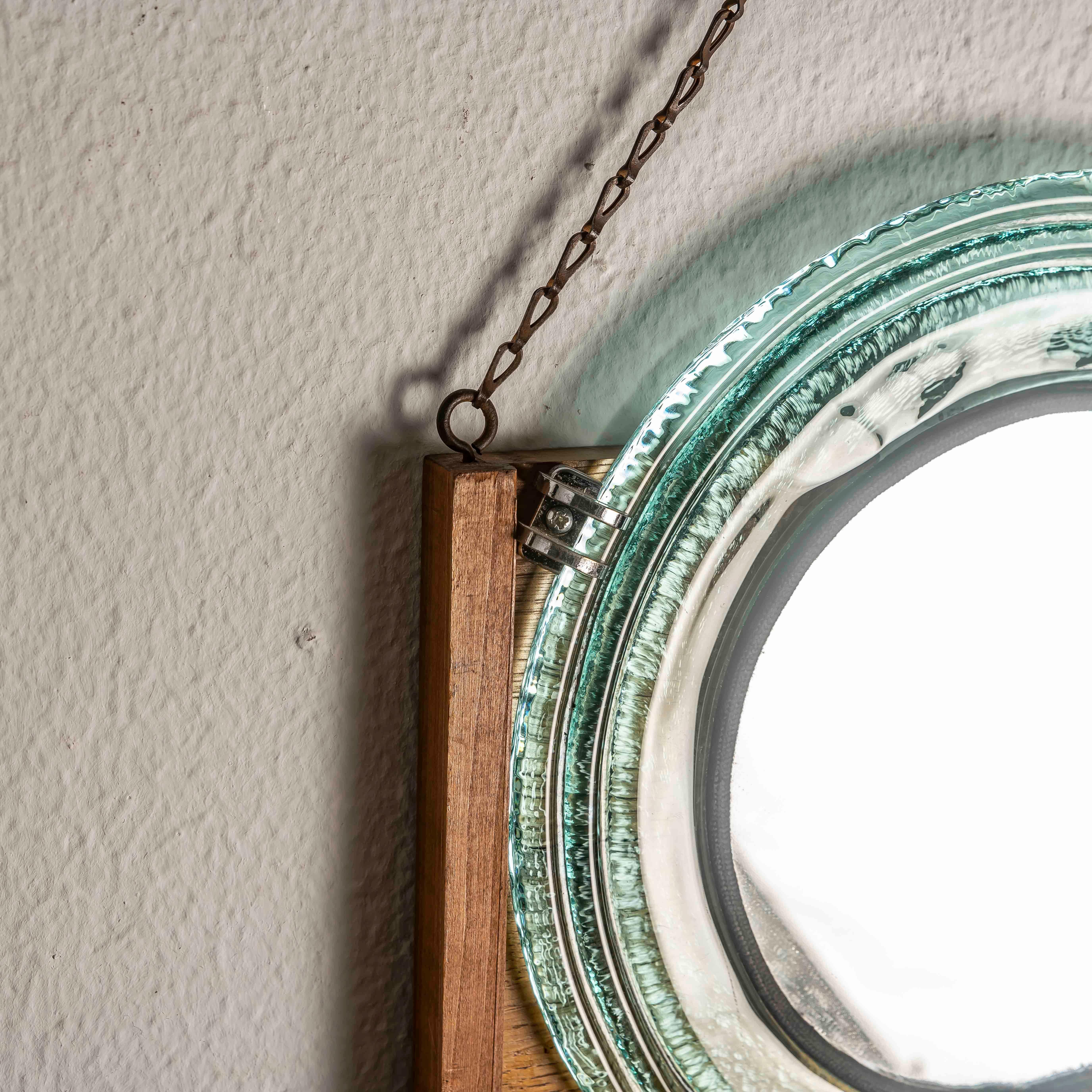 Mid-Century Modern Miroir mural du milieu du siècle dans le style de Fontana Arte signé R. MARCAIS en vente