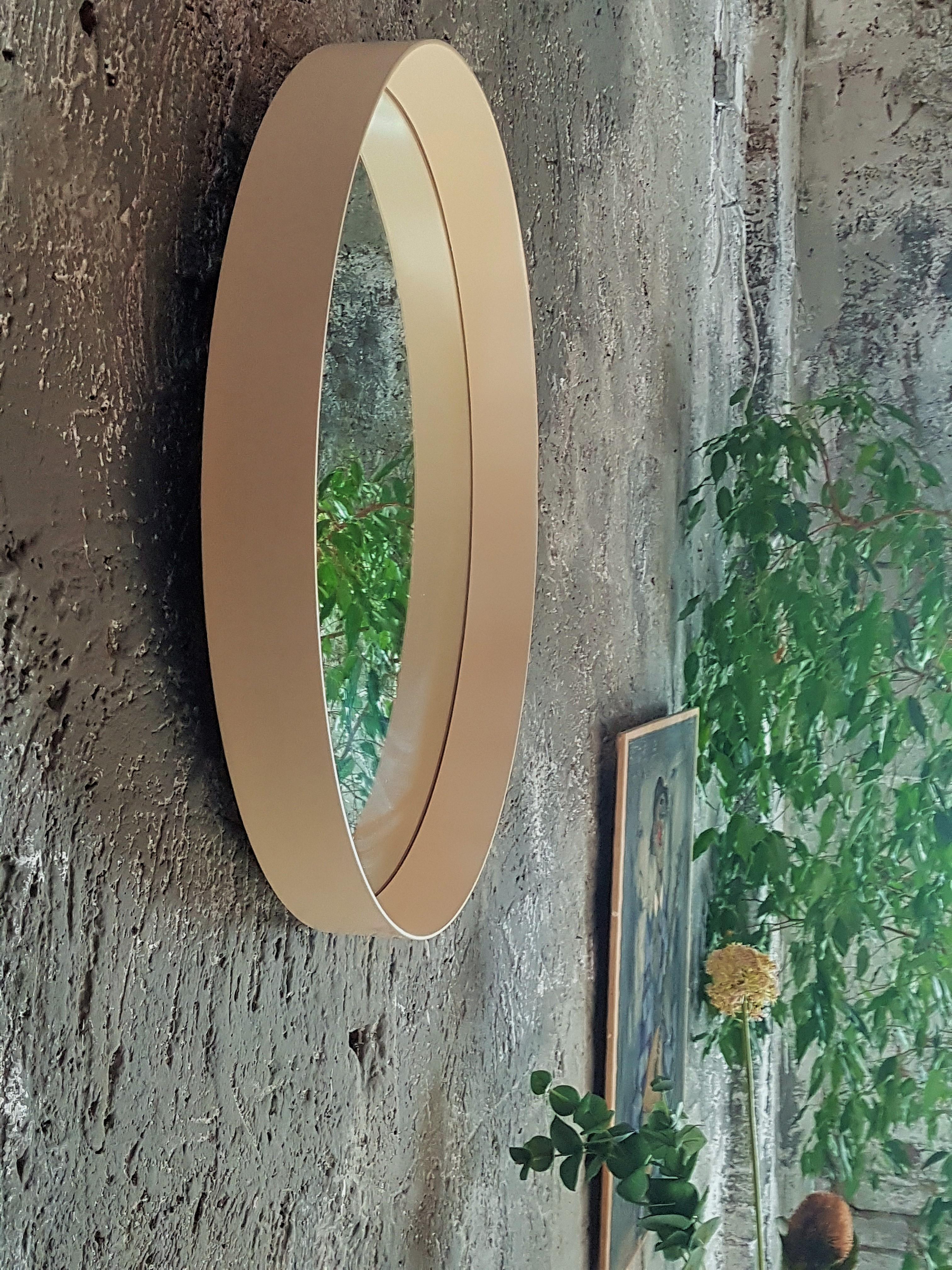 Mid-Century Wall Mirror, White Round, Italy, 1960s For Sale 6