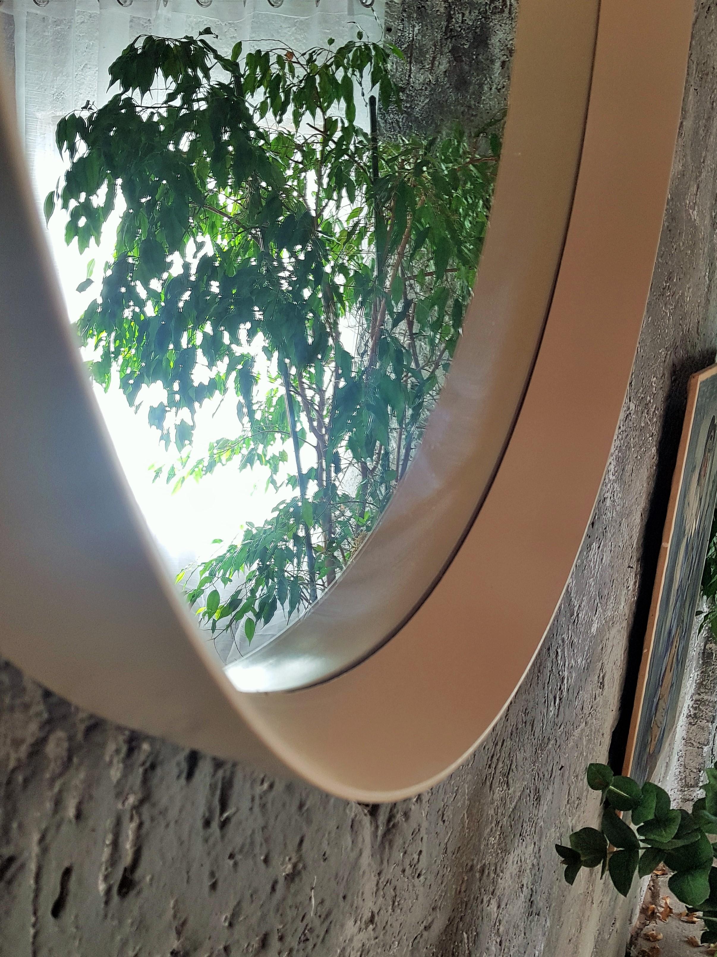 Mid-Century Wall Mirror, White Round, Italy, 1960s For Sale 9