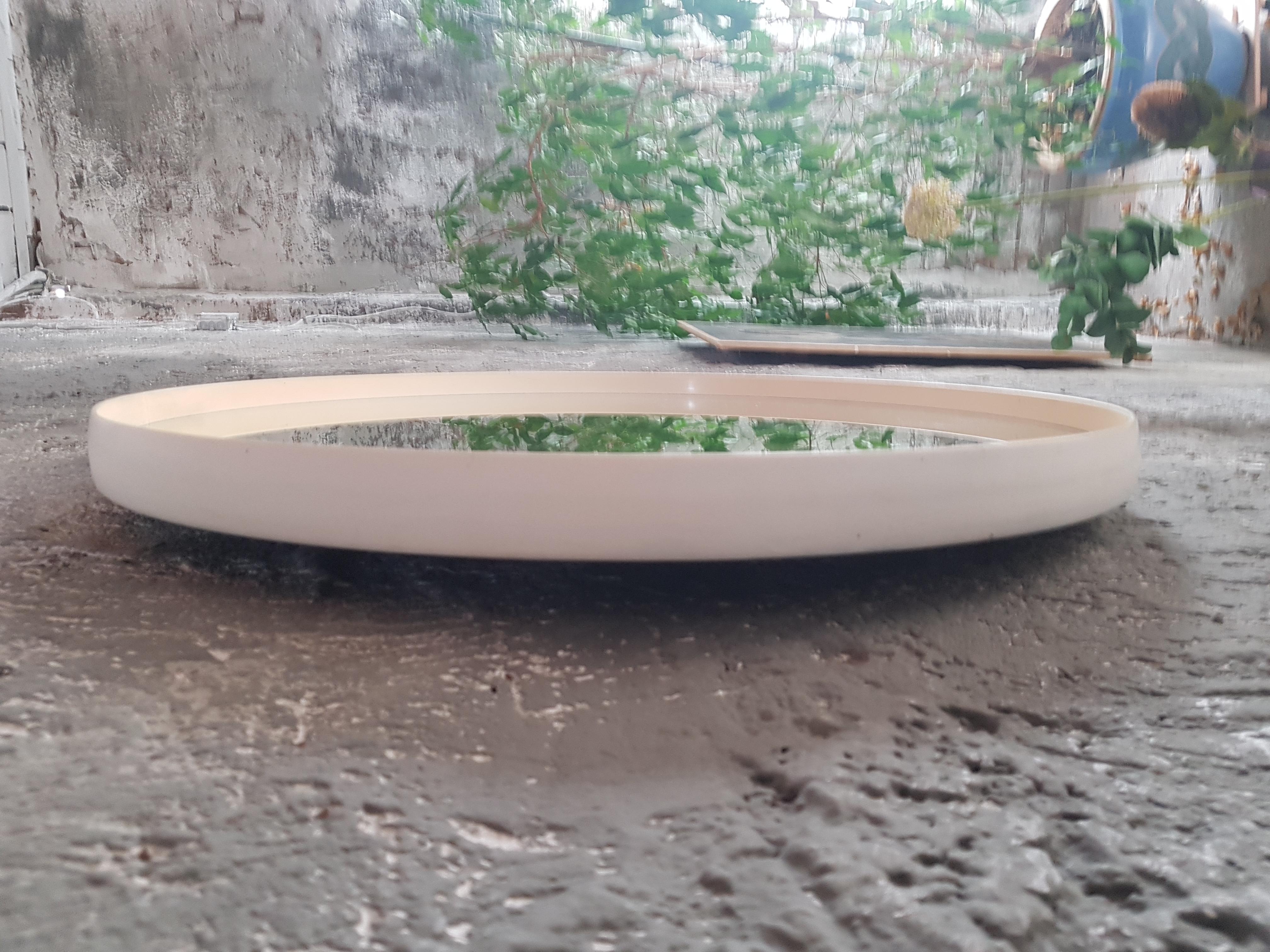 Mid-Century Wall Mirror, White Round, Italy, 1960s For Sale 3