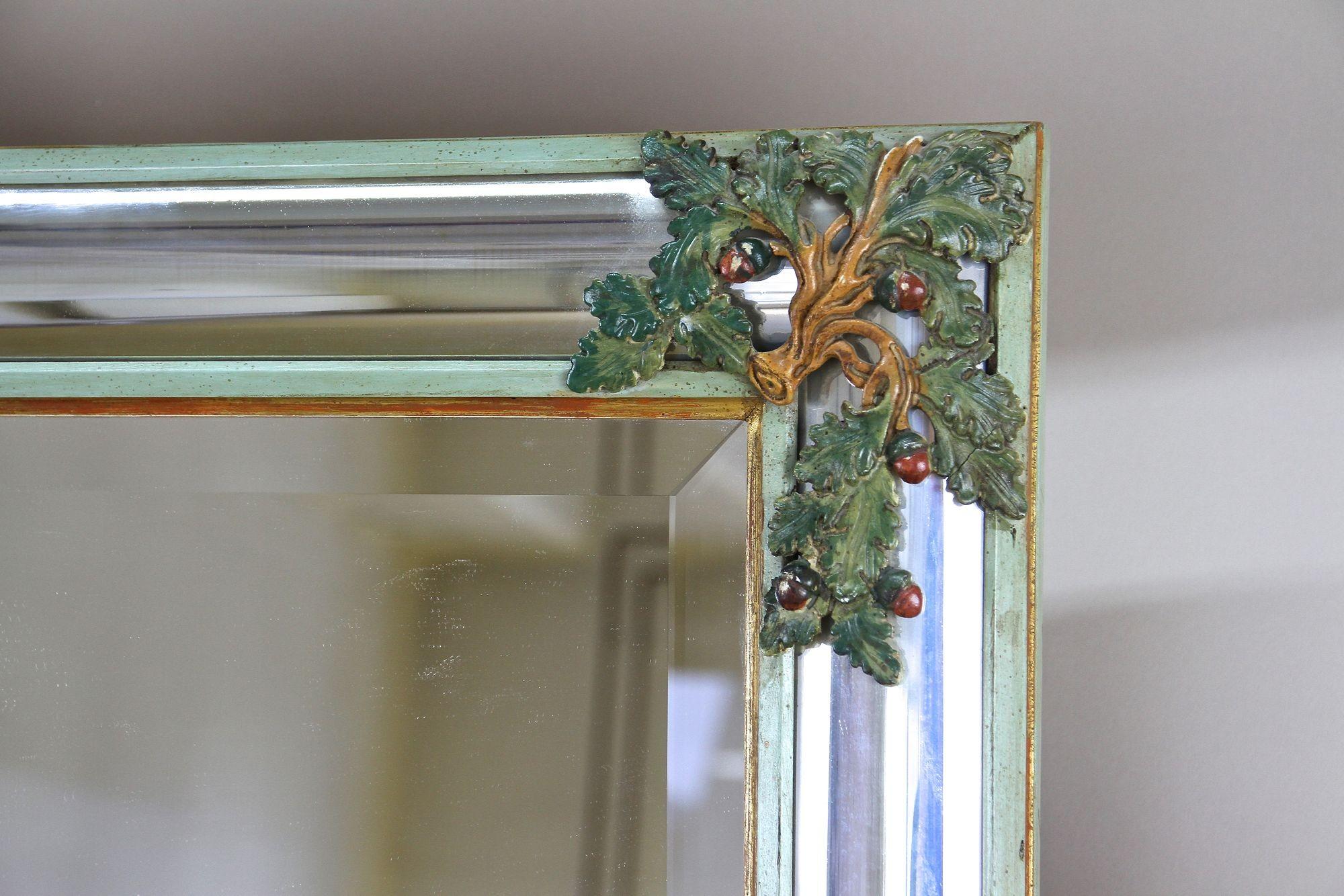 Midcentury Wall Mirror with Oak Leaves/ Acorn Carvings, Italy circa 1960 For Sale 10