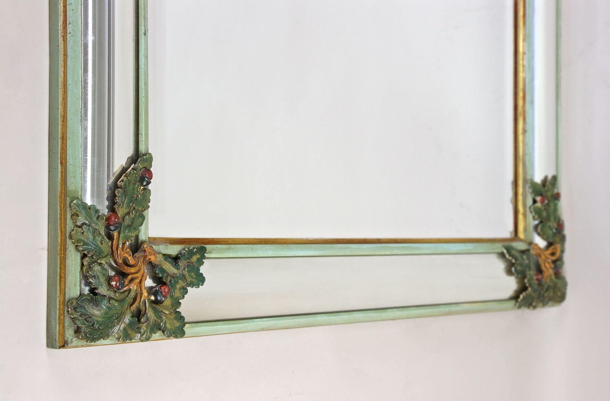 Gilt Midcentury Wall Mirror with Oak Leaves/ Acorn Carvings, Italy circa 1960 For Sale