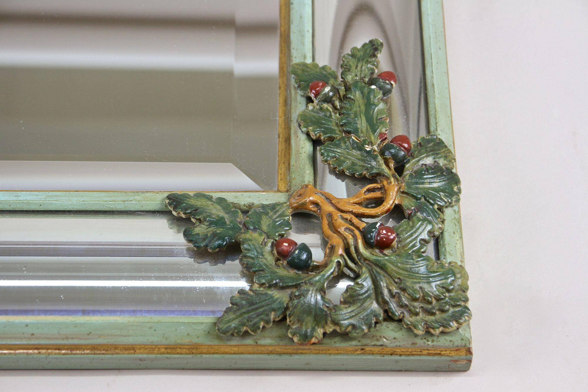 Midcentury Wall Mirror with Oak Leaves/ Acorn Carvings, Italy circa 1960 For Sale 3