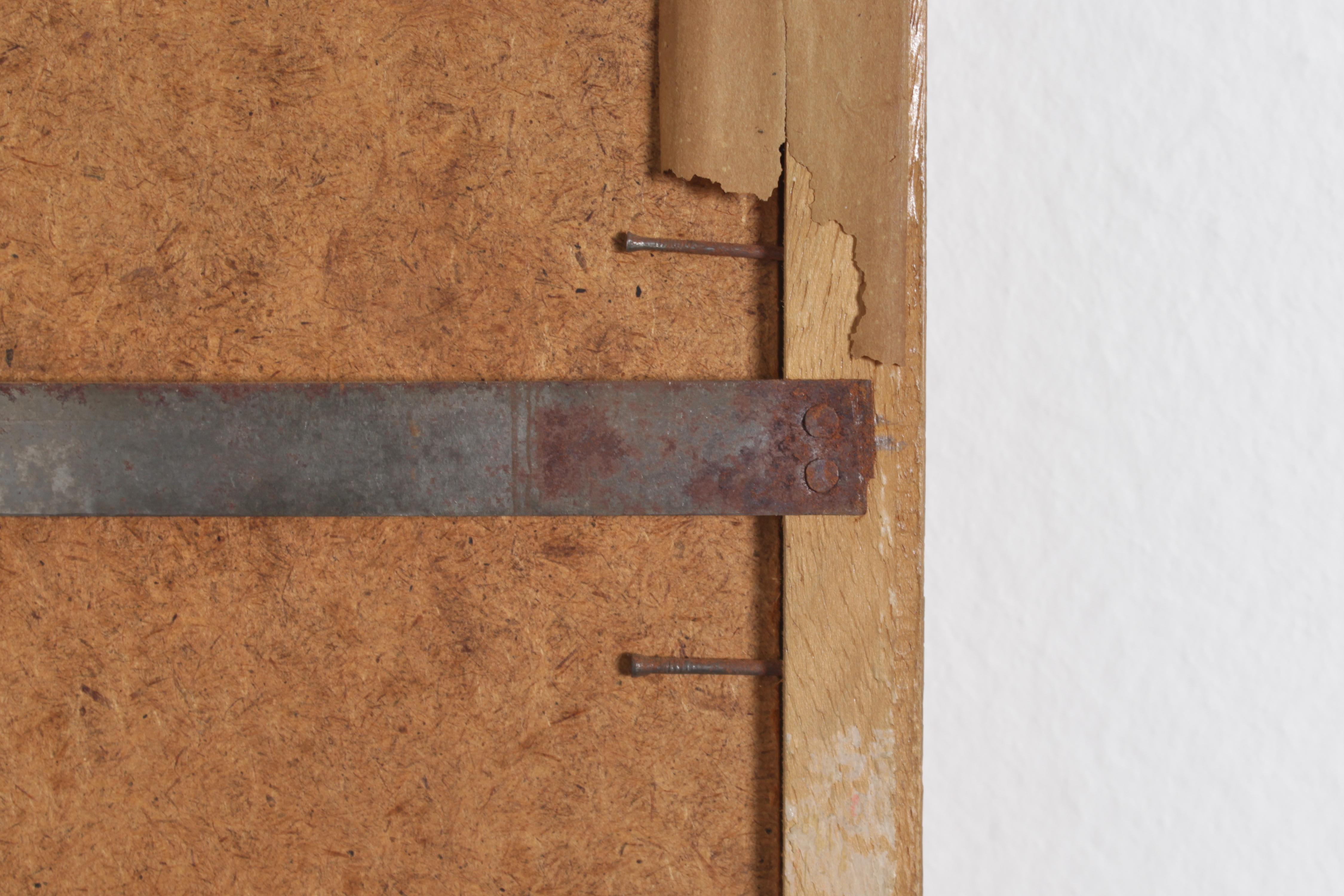 Specchio da parete di metà secolo con cornice in legno ed elementi di specchio rosa anni '60 Italia in vendita 8