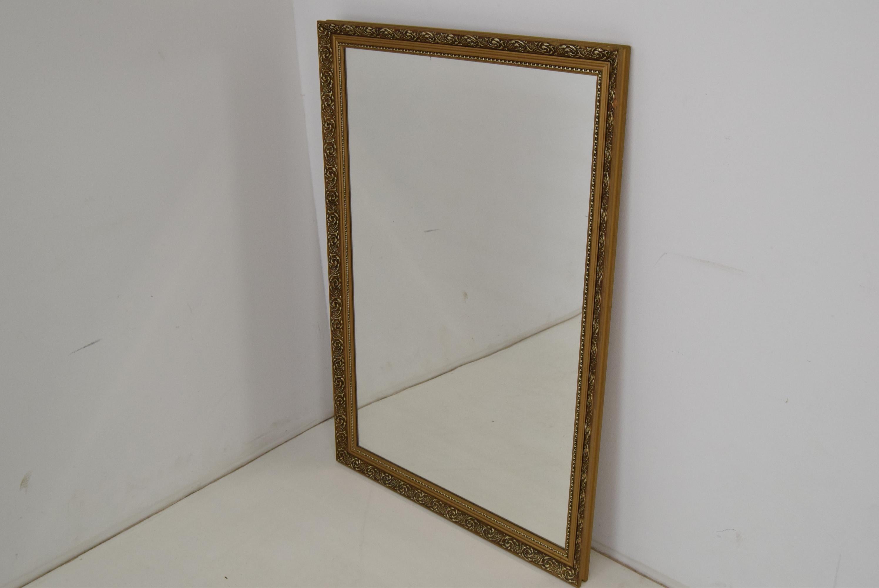 Made in Czechoslovakia
Made of mirror, wood
Re-polished 
Original condition.
 