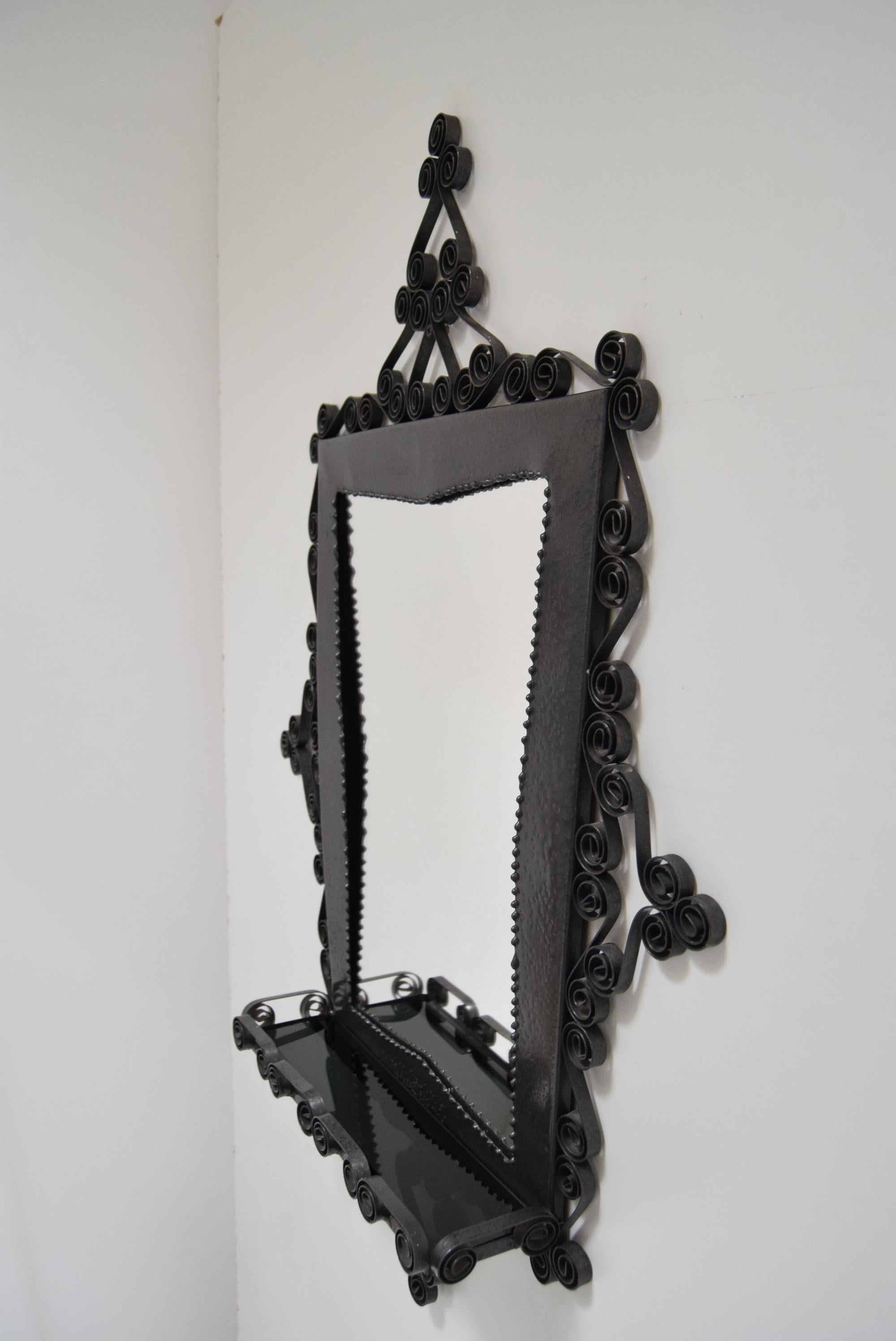 Mid-Century Modern Mid-Century Wall Mirror, 1960's.  For Sale