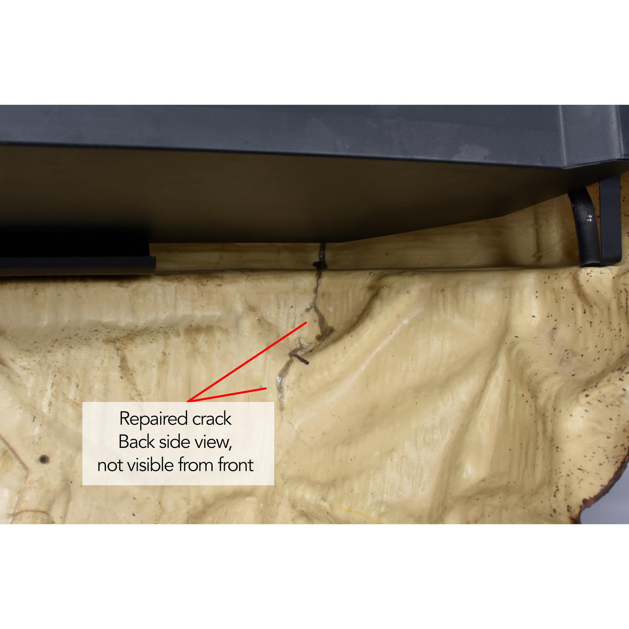 Camino elettrico a parete Mid-Century in finta pietra con riscaldatore A Space in vendita 7