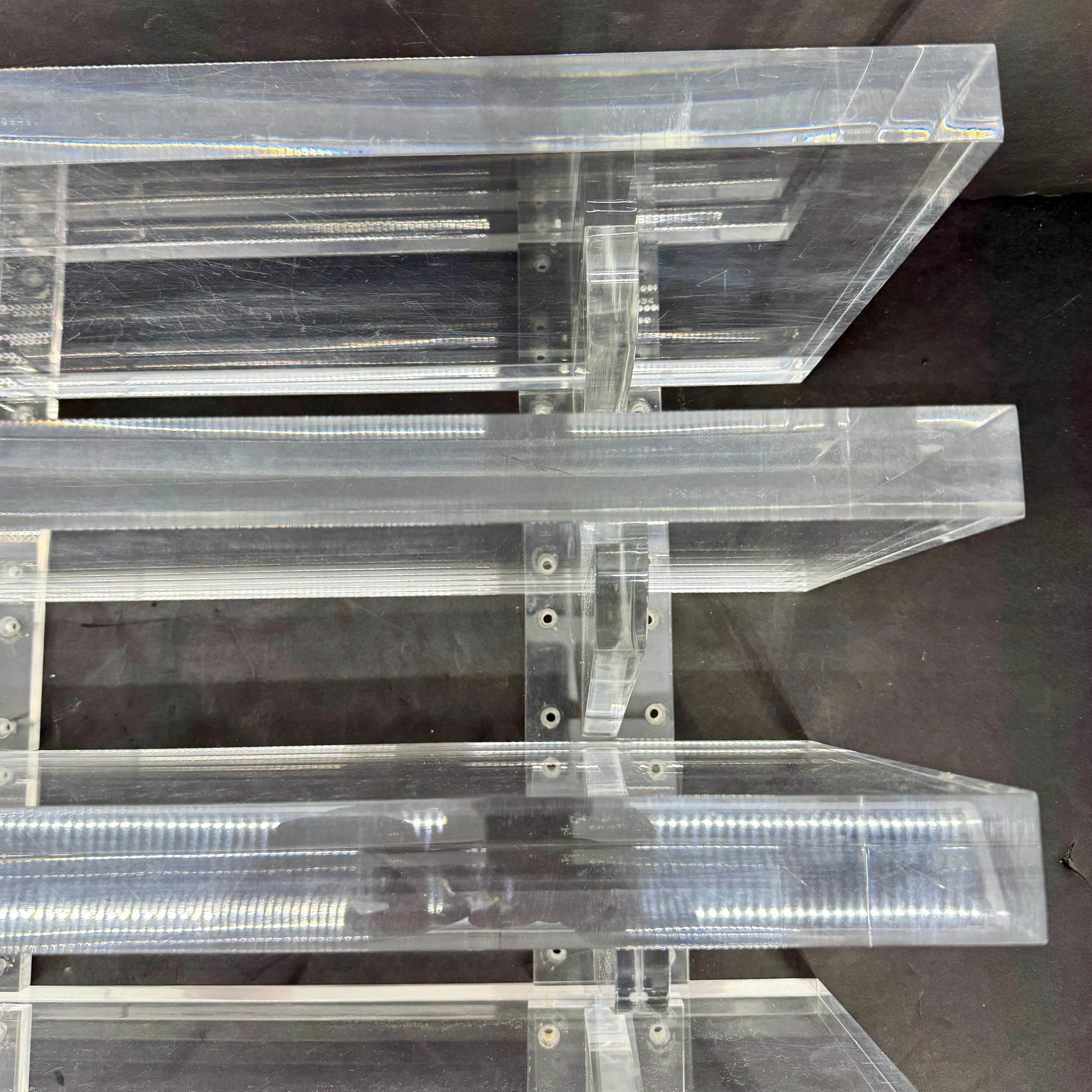 Mid-Century Wall Mounted Floating Lucite Shelves, France 1980’s For Sale 3