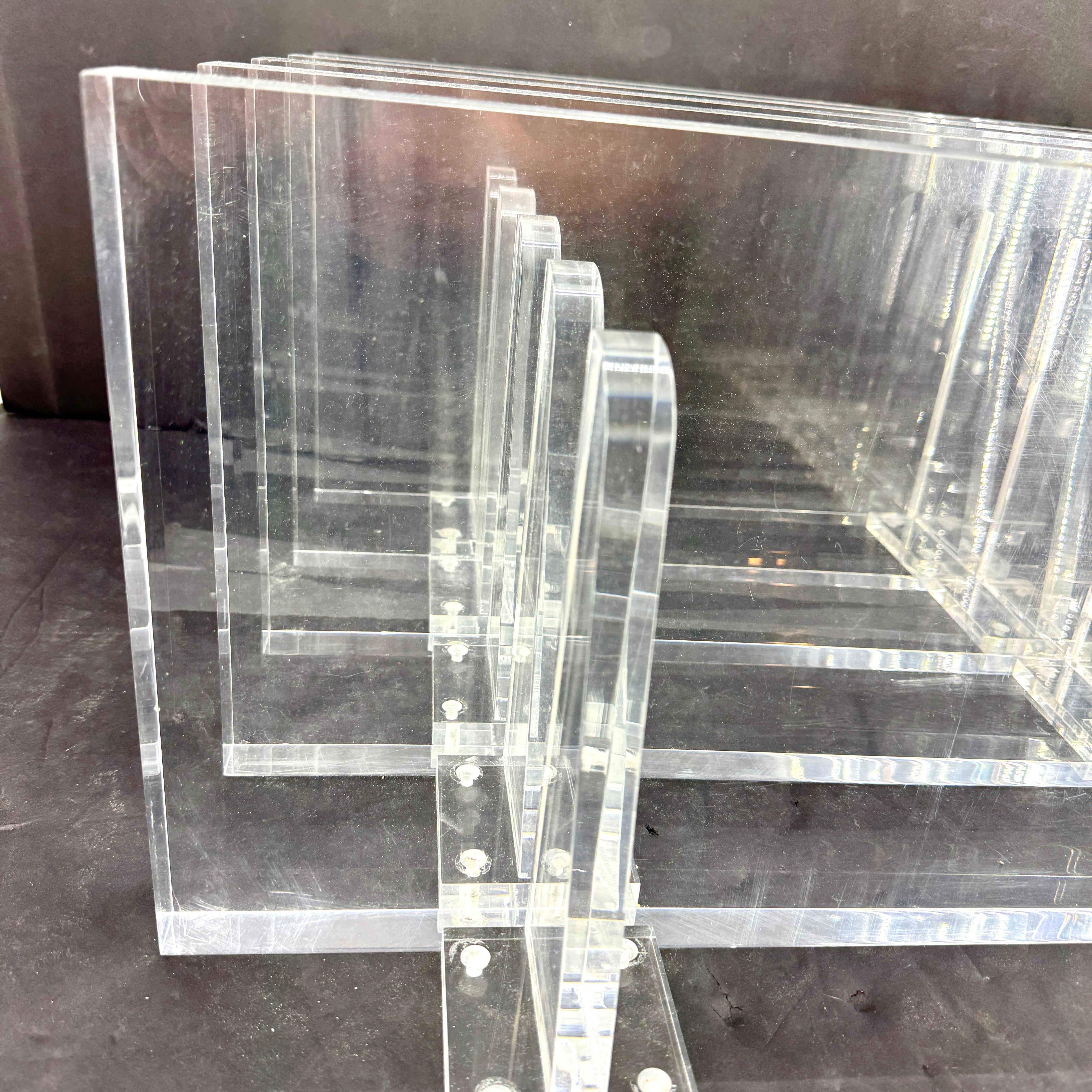 Mid-Century Wall Mounted Floating Lucite Shelves, France 1980’s For Sale 5