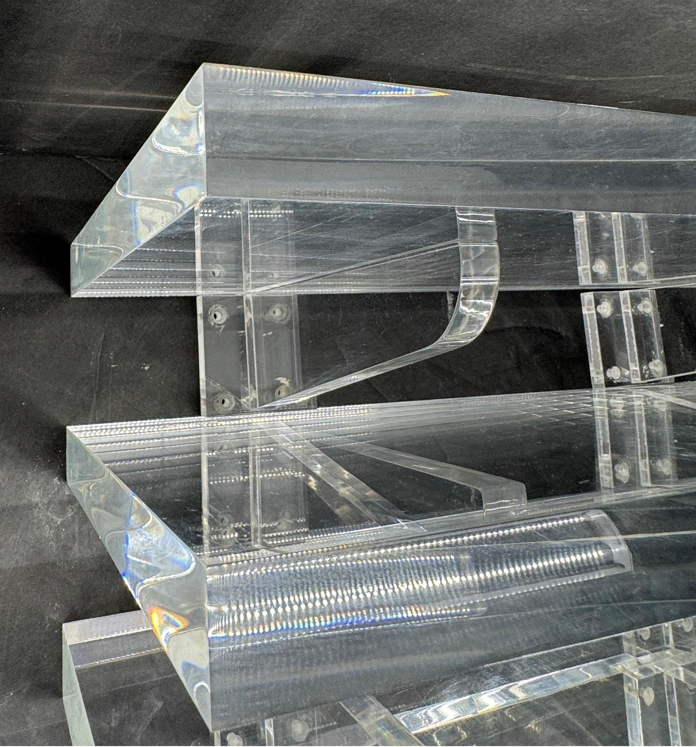 Mid-Century Wall Mounted Floating Lucite Shelves, France 1980’s For Sale 7