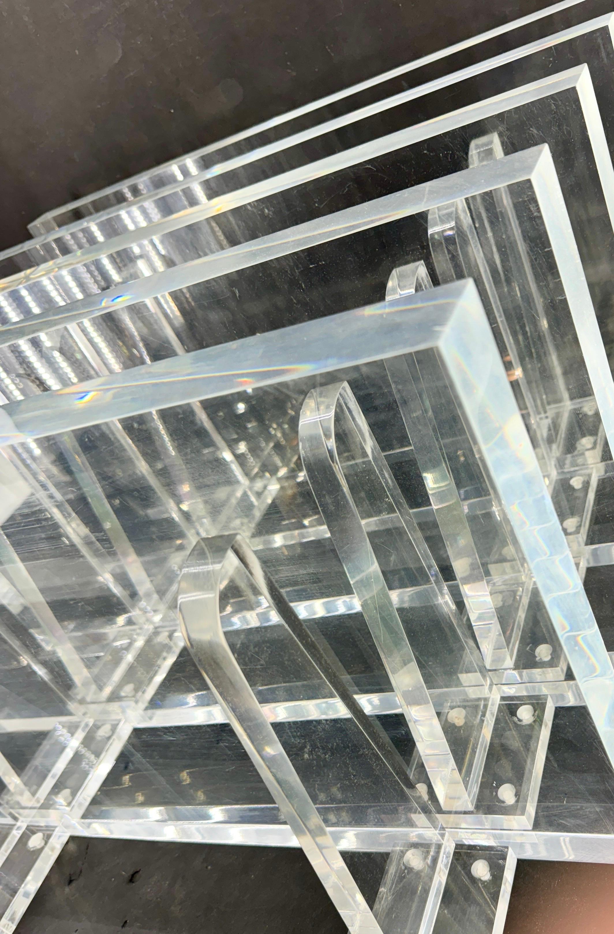 Mid-Century Wall Mounted Floating Lucite Shelves, France 1980’s For Sale 8